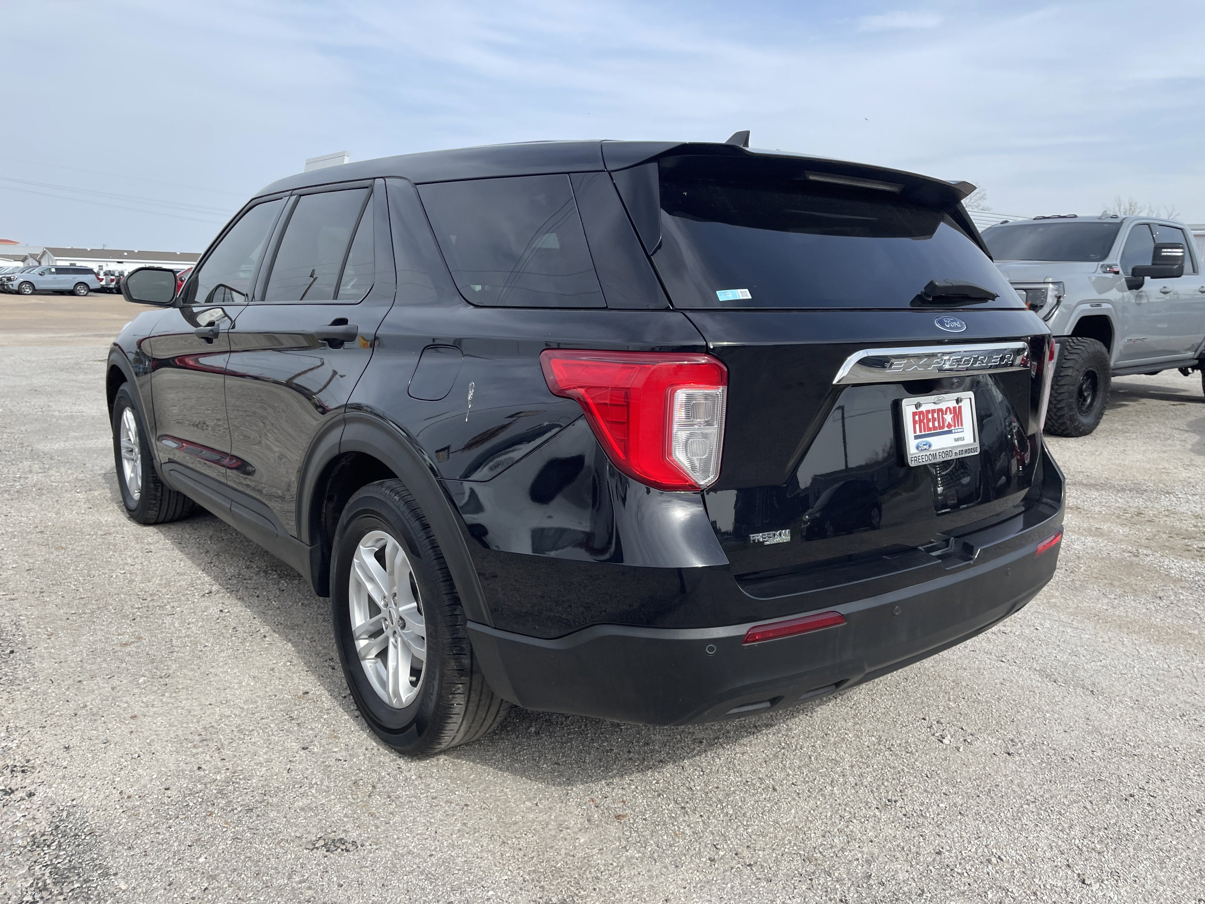 2023 Ford Explorer Base