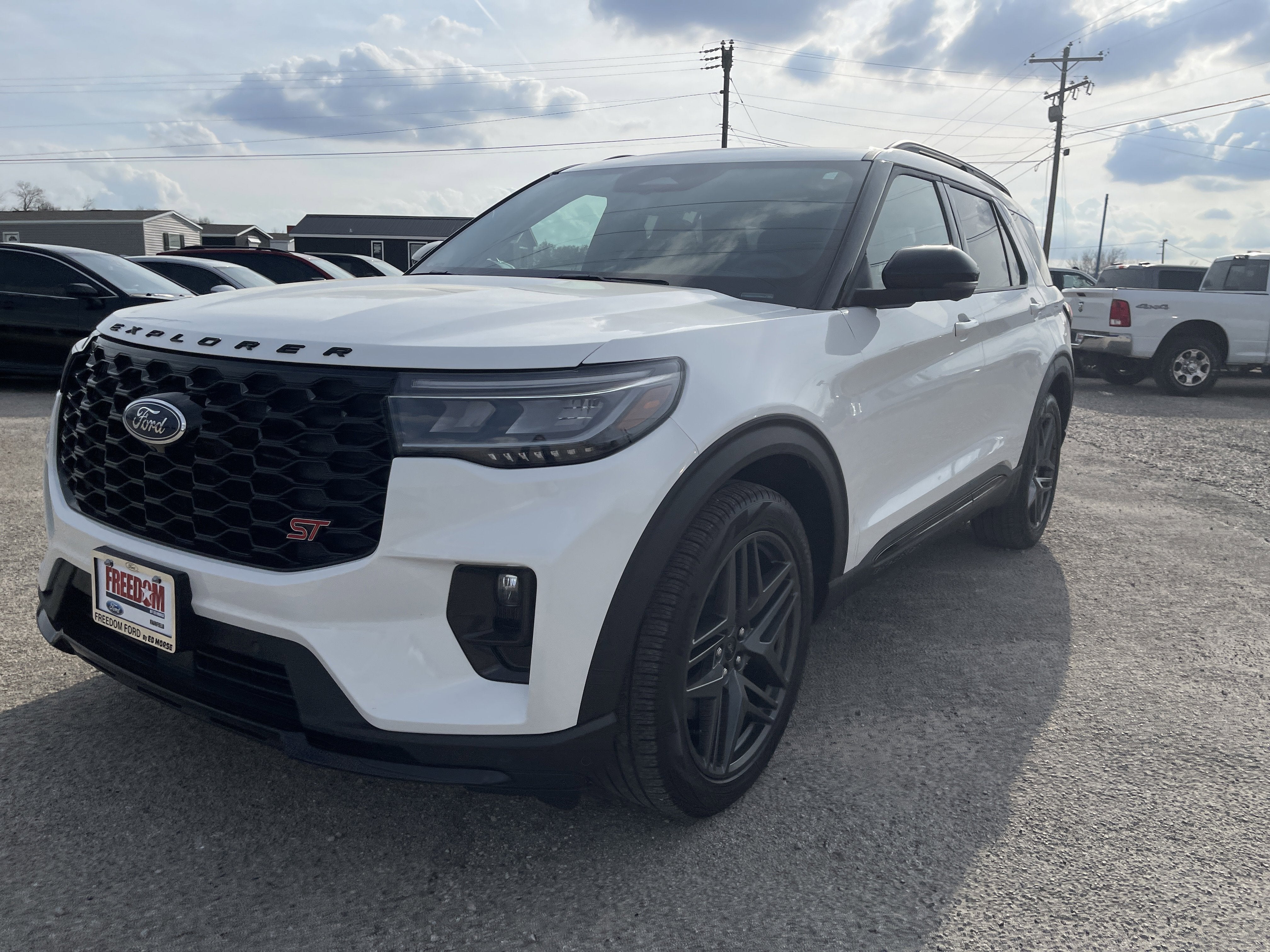 2025 Ford Explorer ST