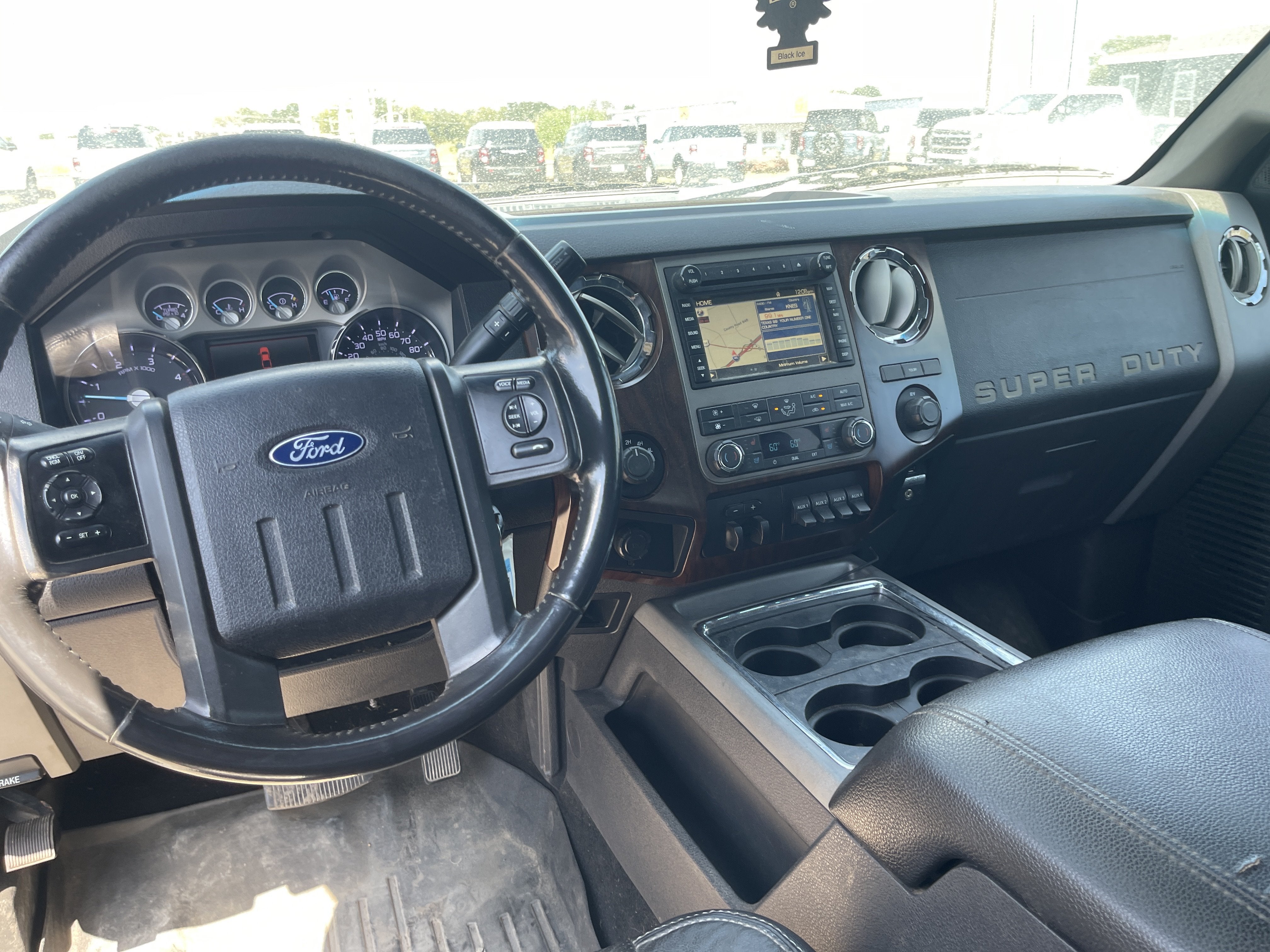 2012 Ford Super Duty F-350 DRW Lariat