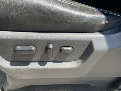 2012 Ford Super Duty F-350 DRW Lariat