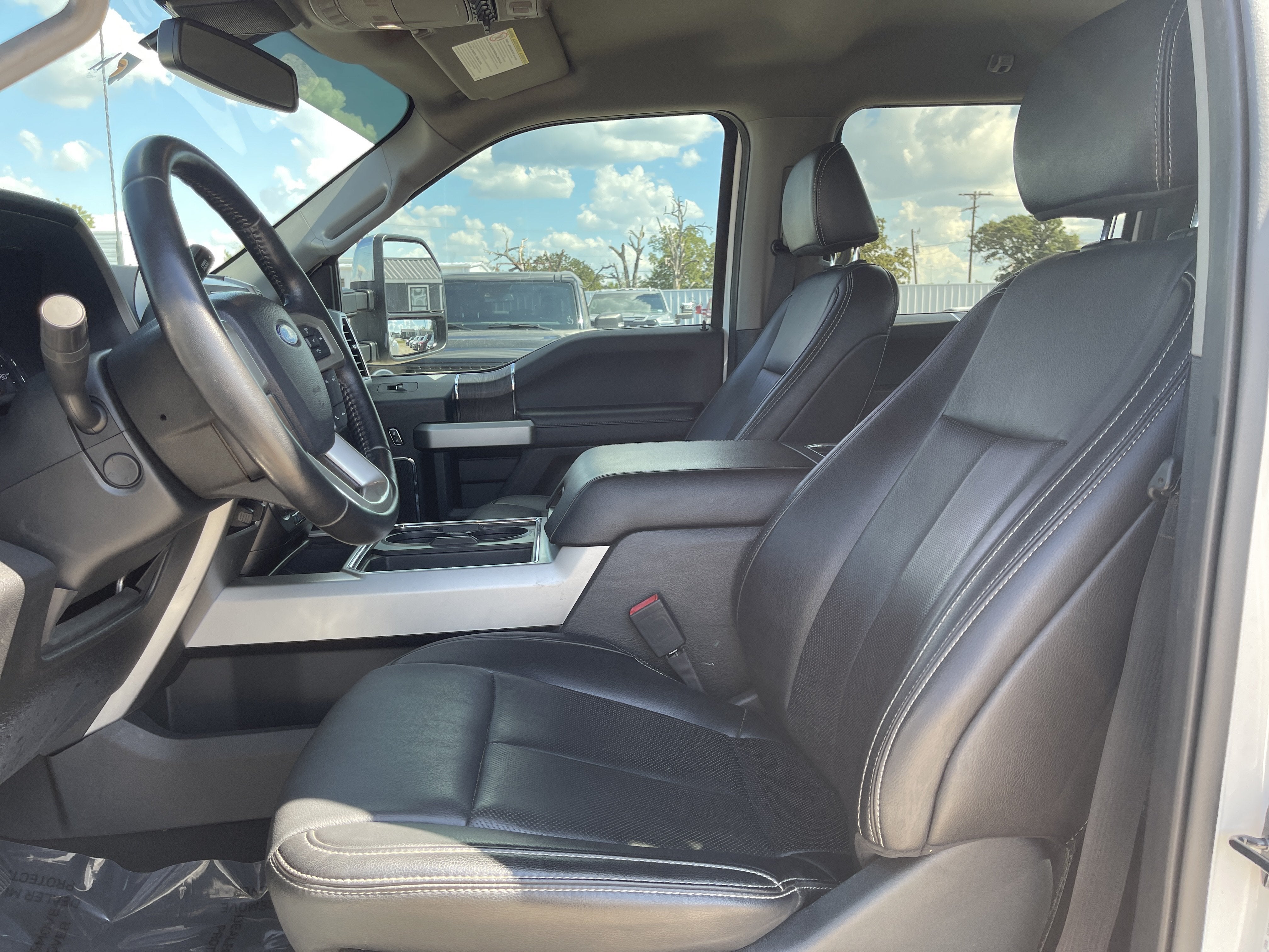 2021 Ford Super Duty F-350 DRW LARIAT