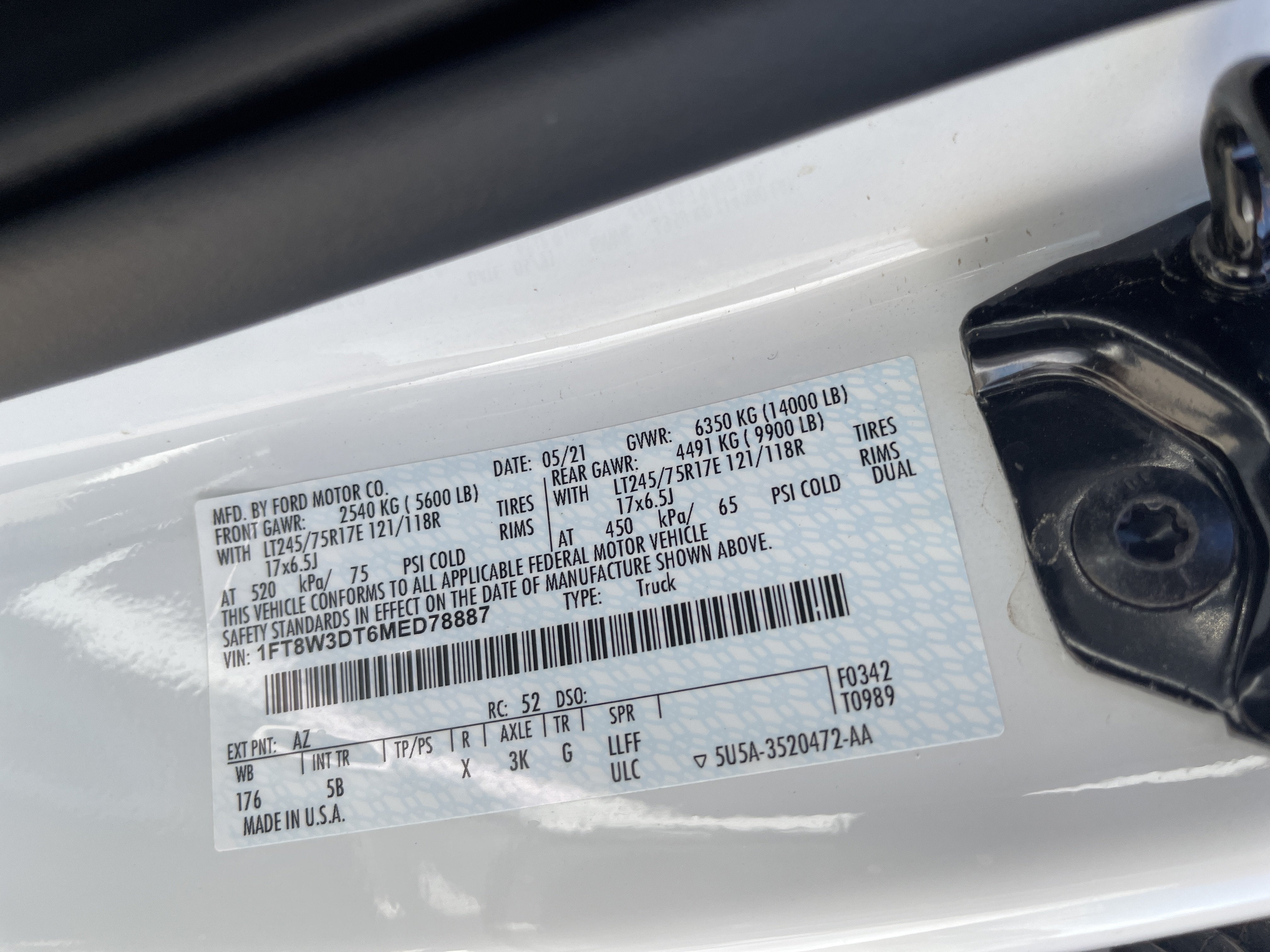 2021 Ford Super Duty F-350 DRW LARIAT