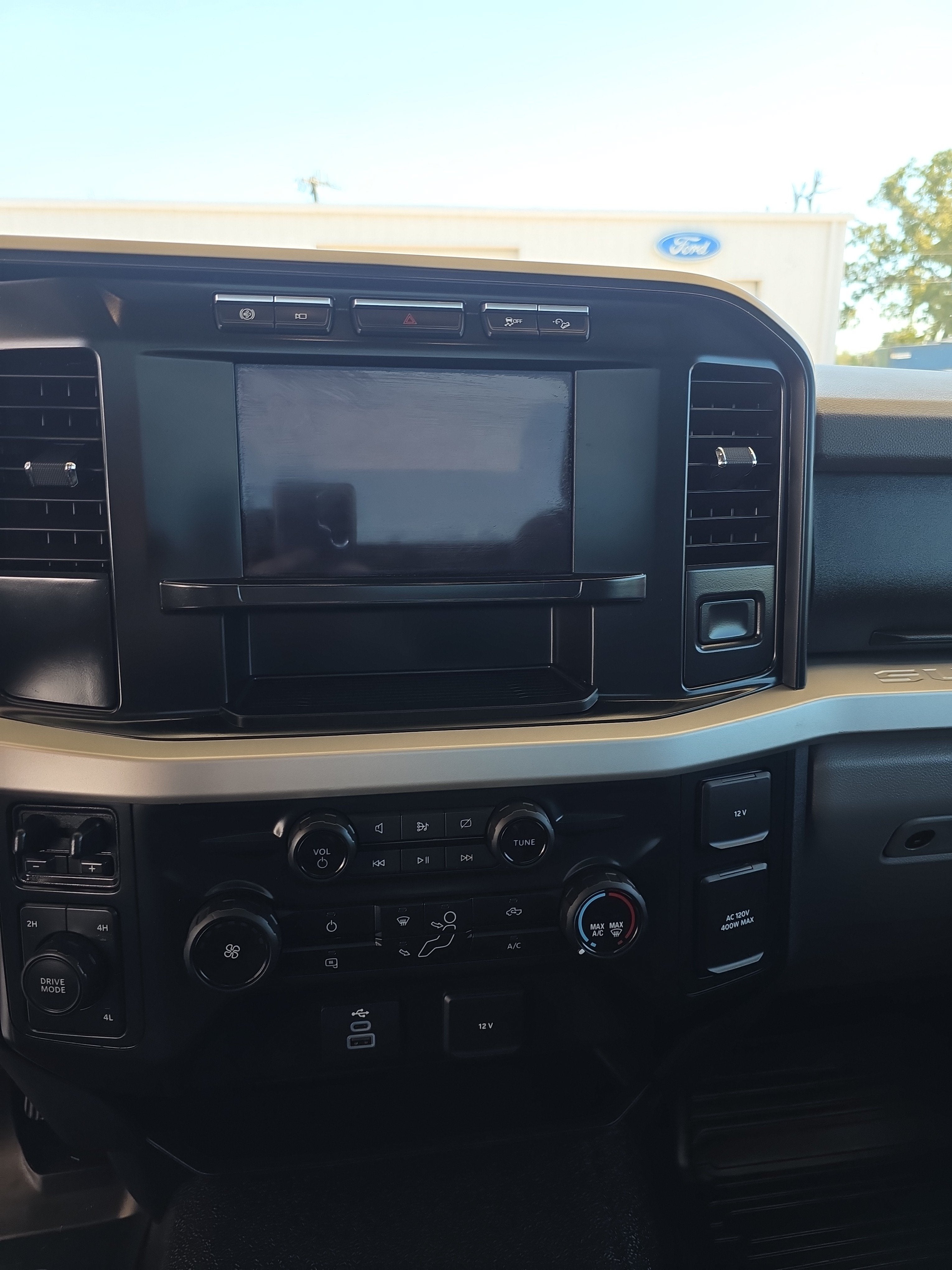 2023 Ford Super Duty F-450 DRW XLT