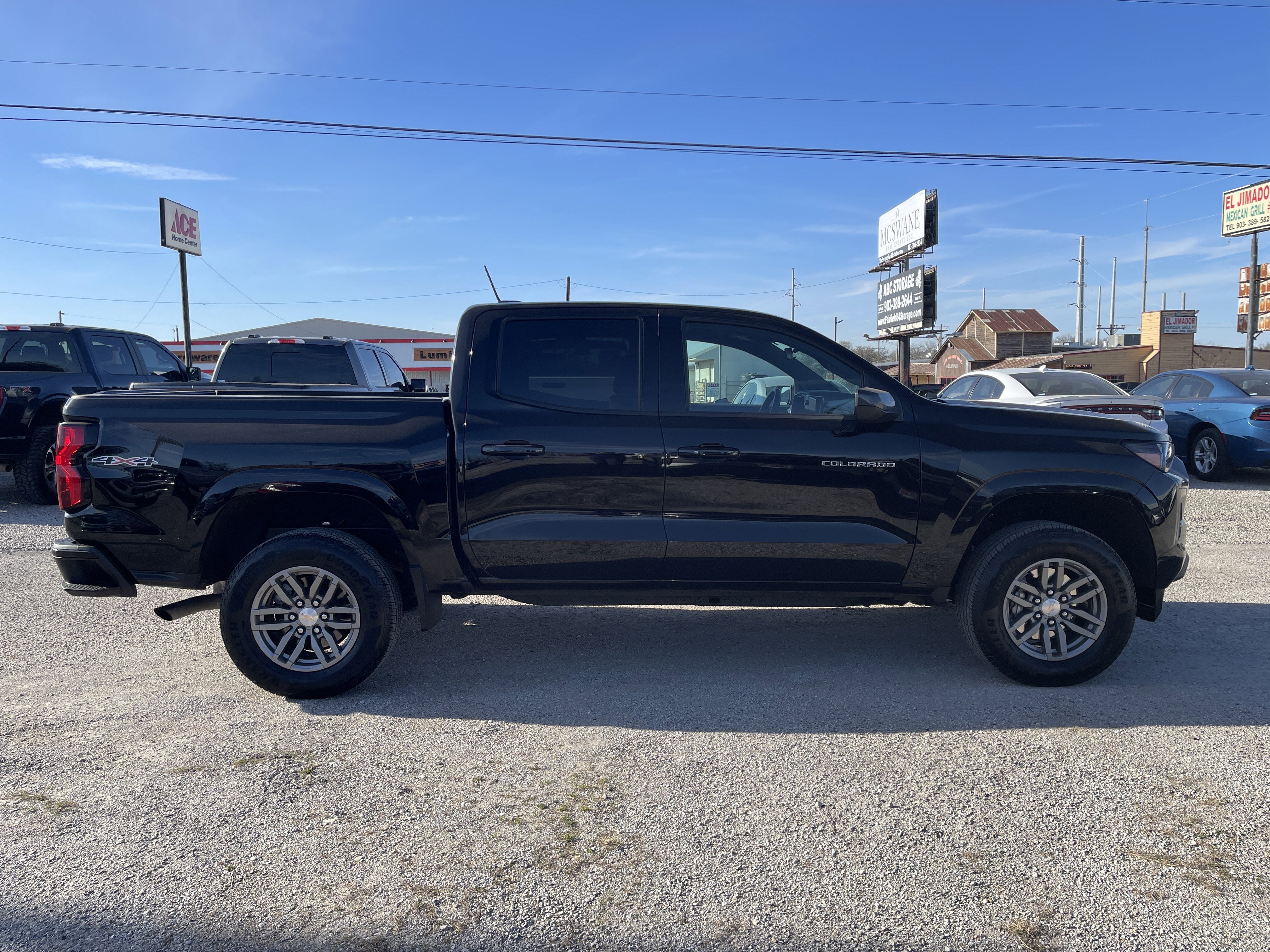 2024 Chevrolet Colorado 4WD LT
