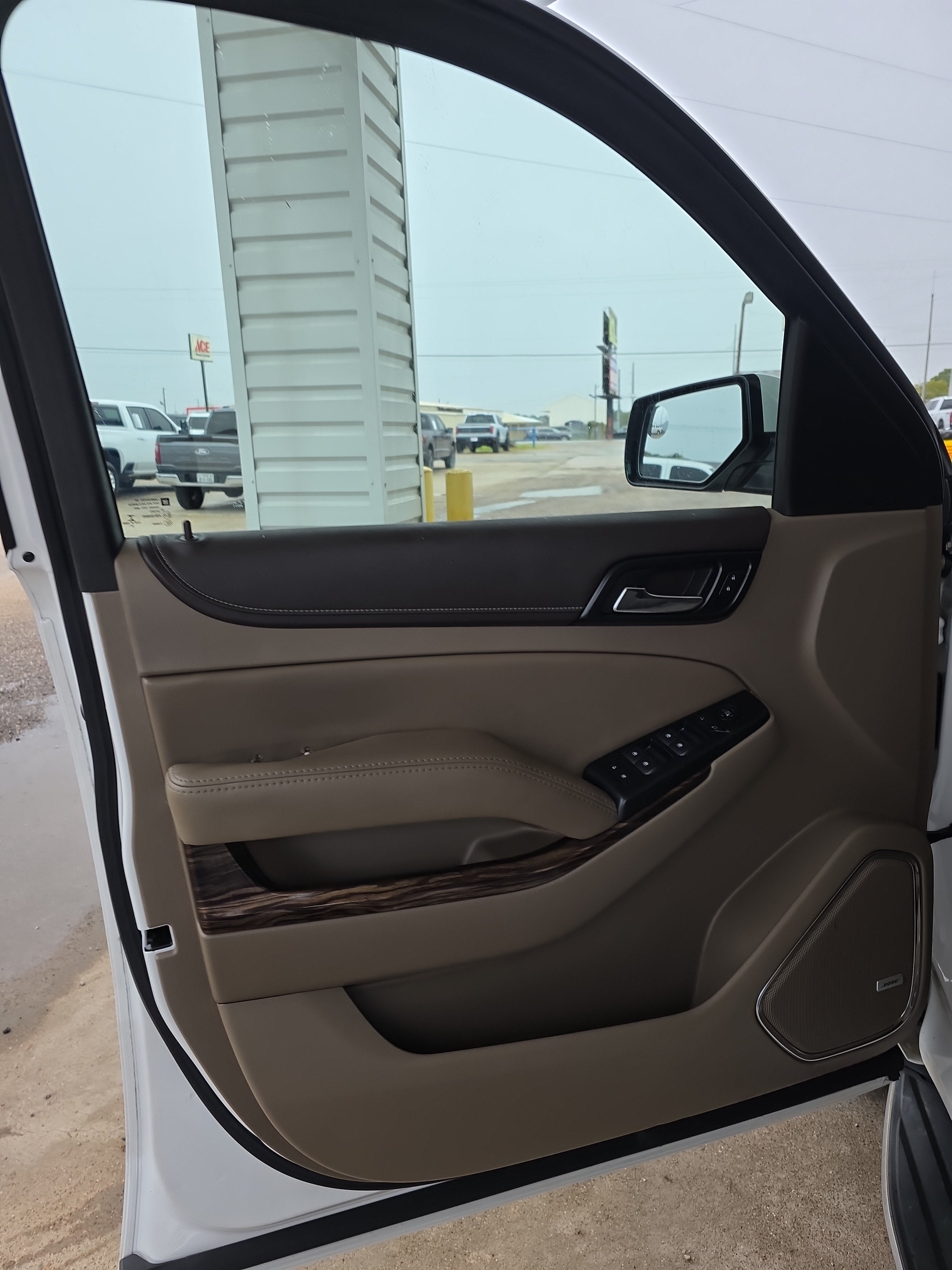 2017 GMC Yukon SLE