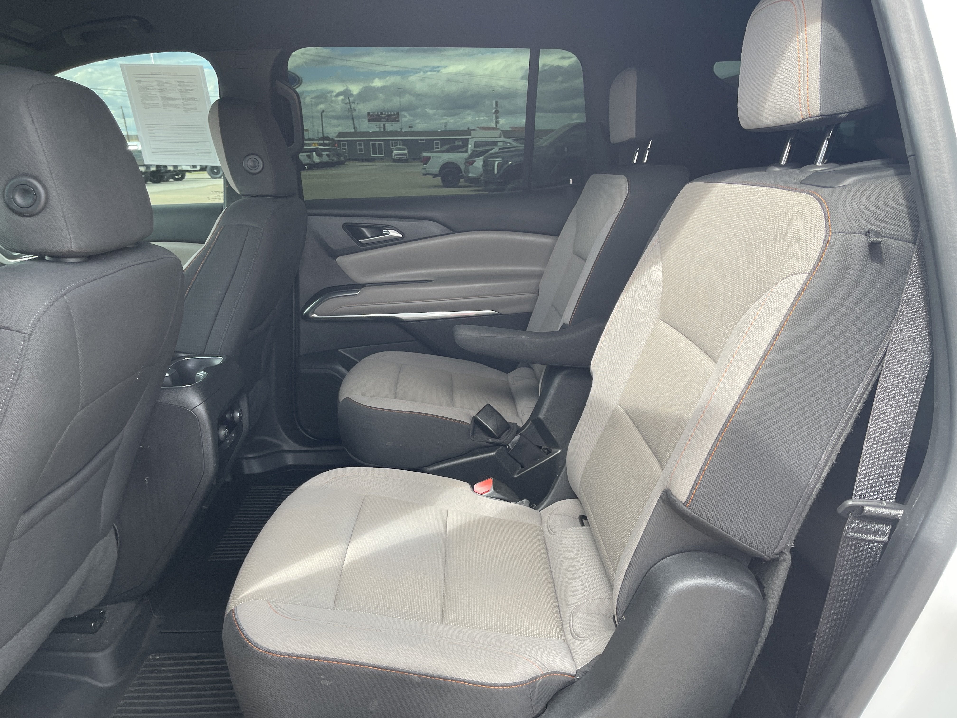 2024 Chevrolet Traverse FWD LT