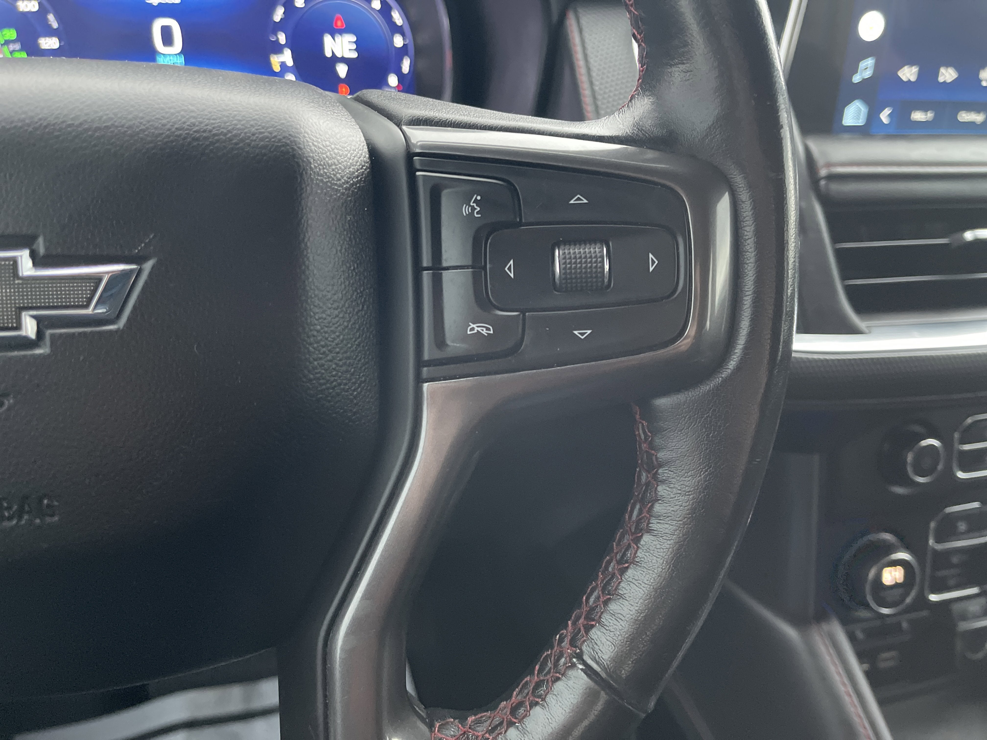 2022 Chevrolet Suburban RST