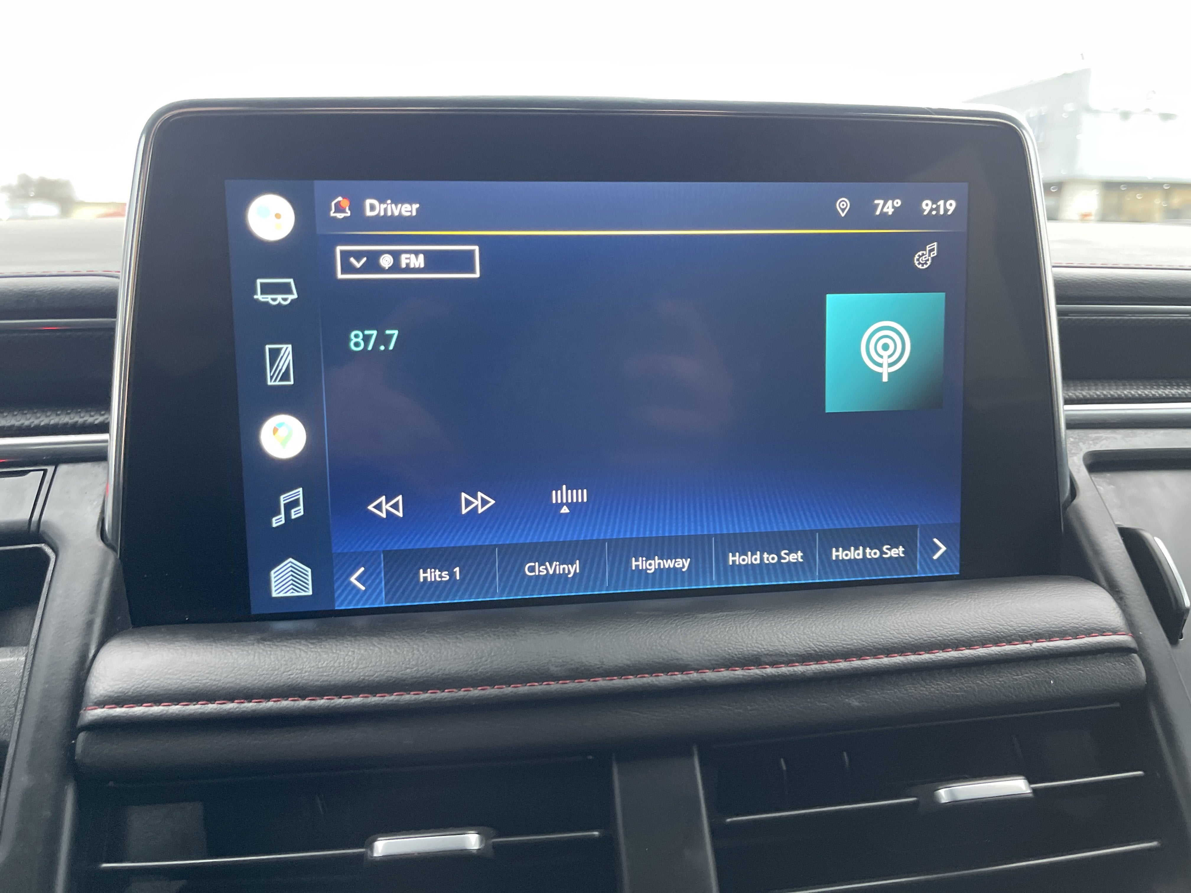 2022 Chevrolet Suburban RST