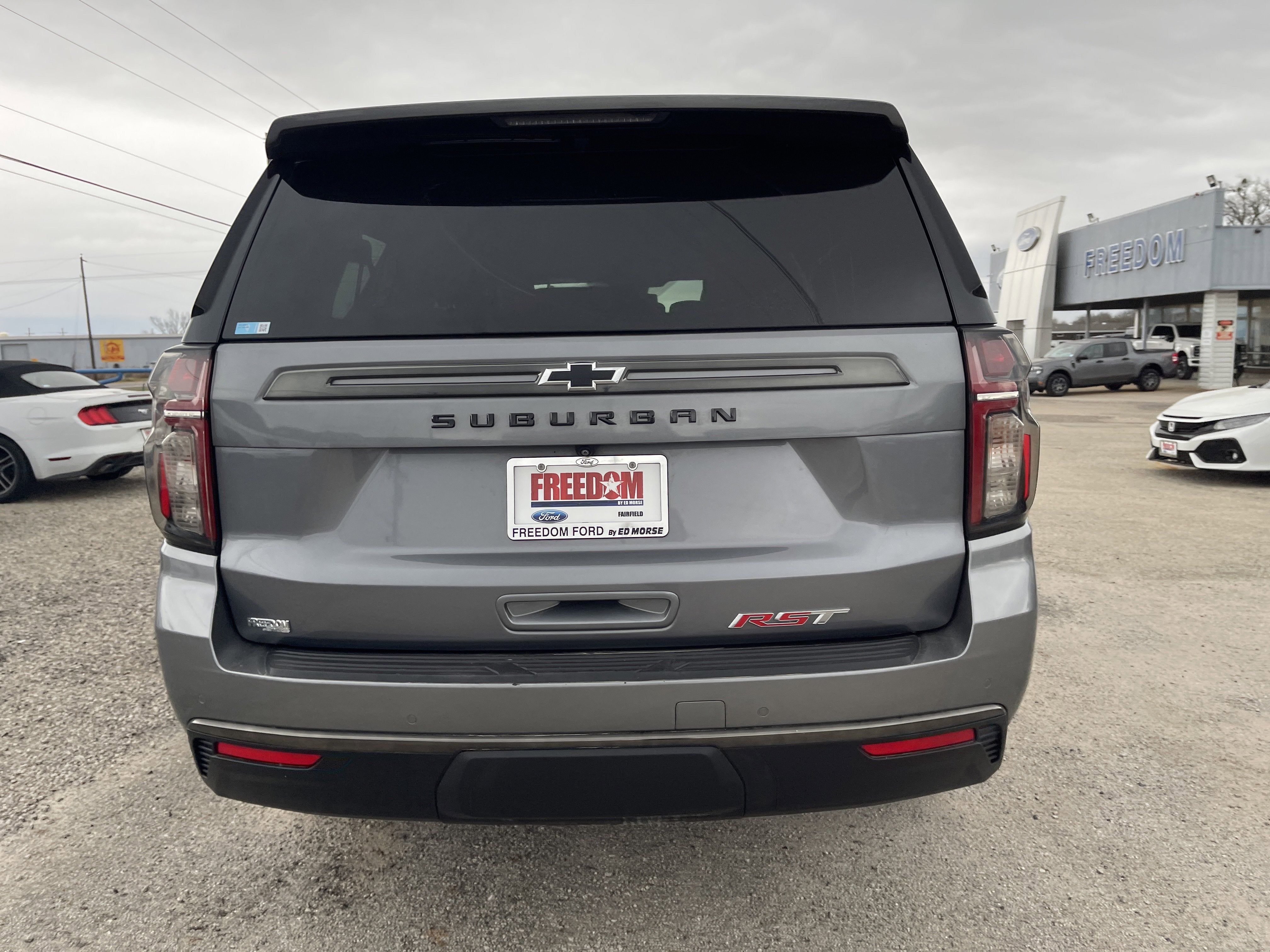 2022 Chevrolet Suburban RST