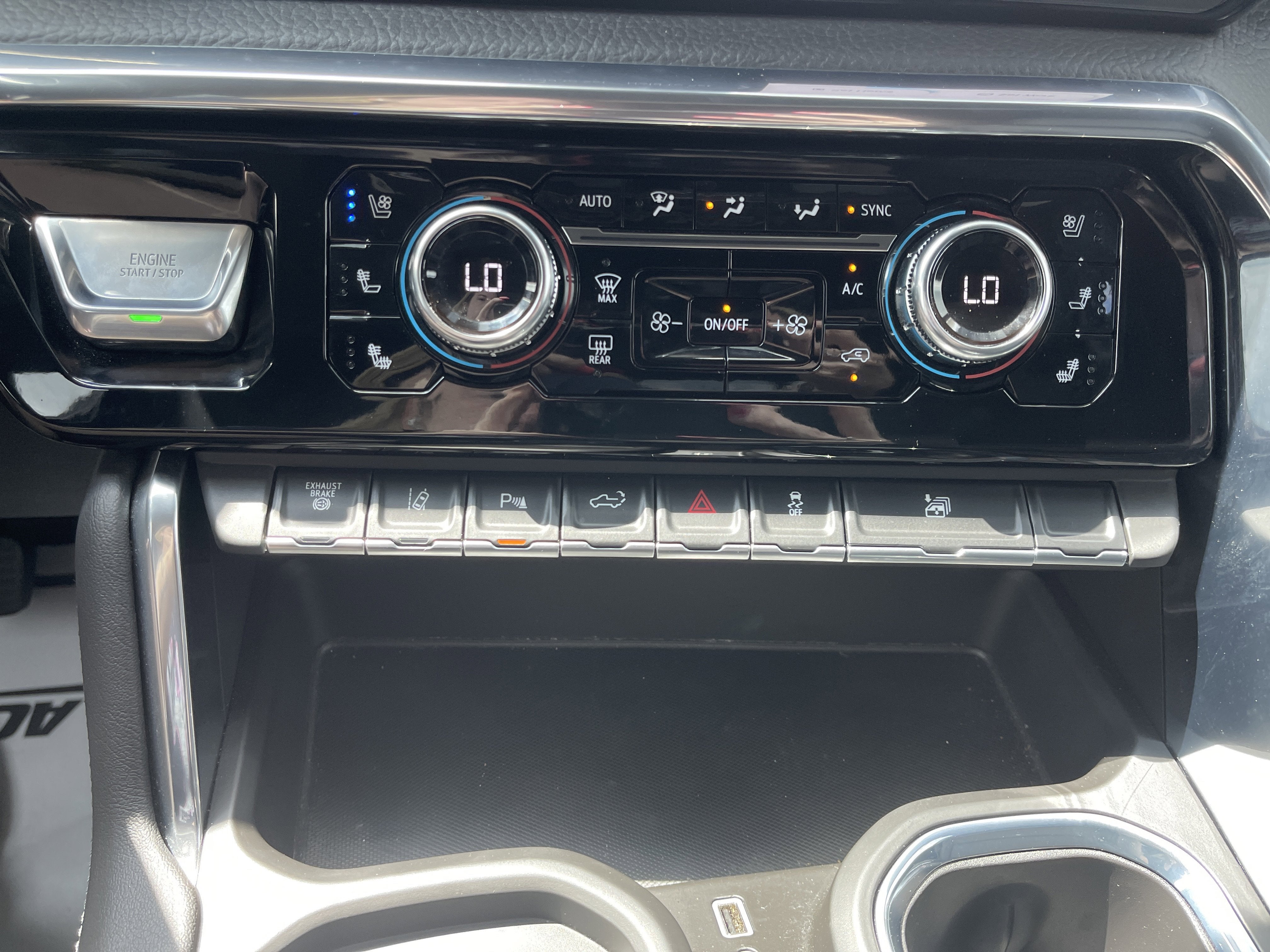 2025 GMC Sierra 3500HD Denali