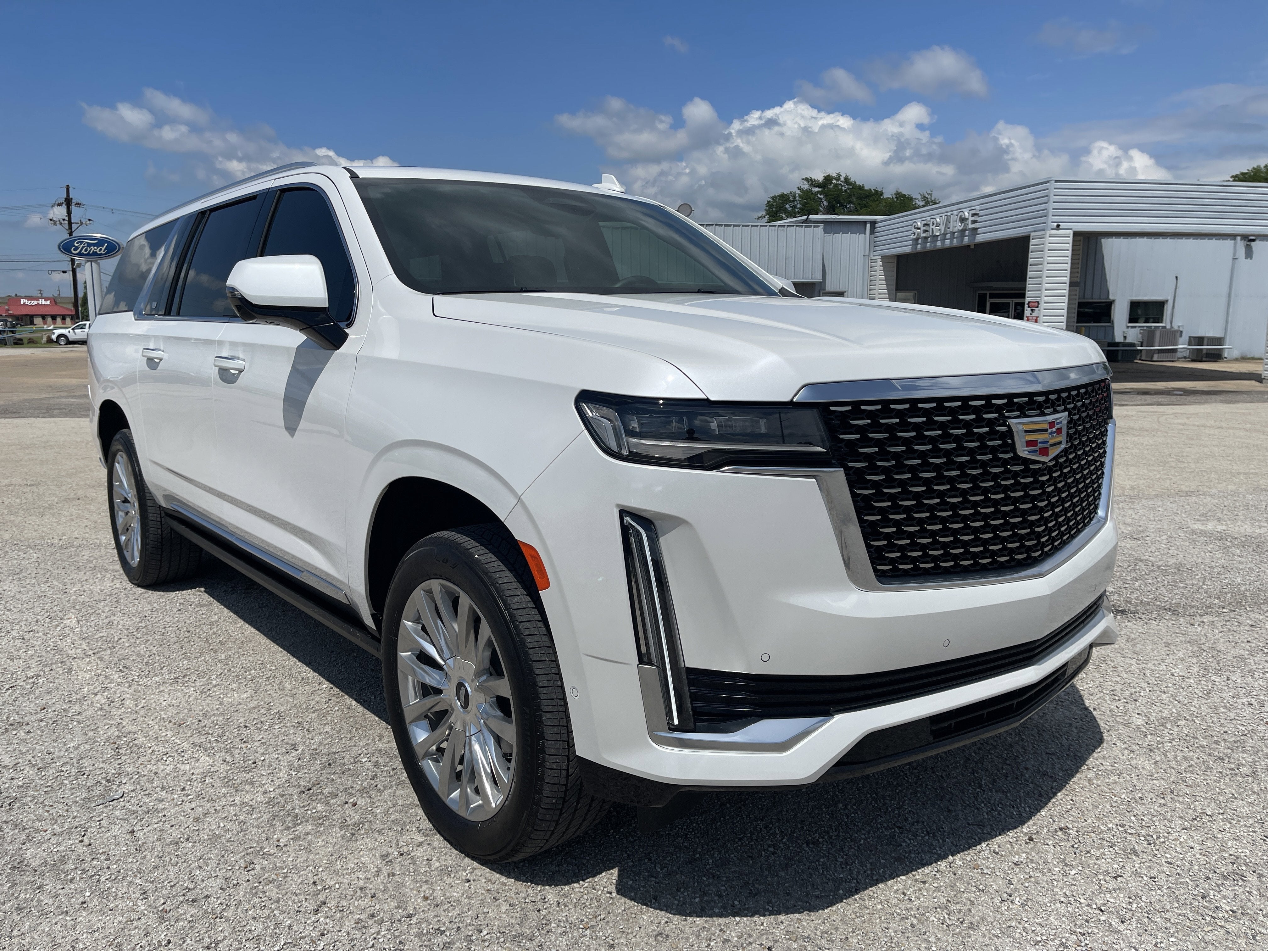 2024 Cadillac Escalade ESV 4WD Premium Luxury
