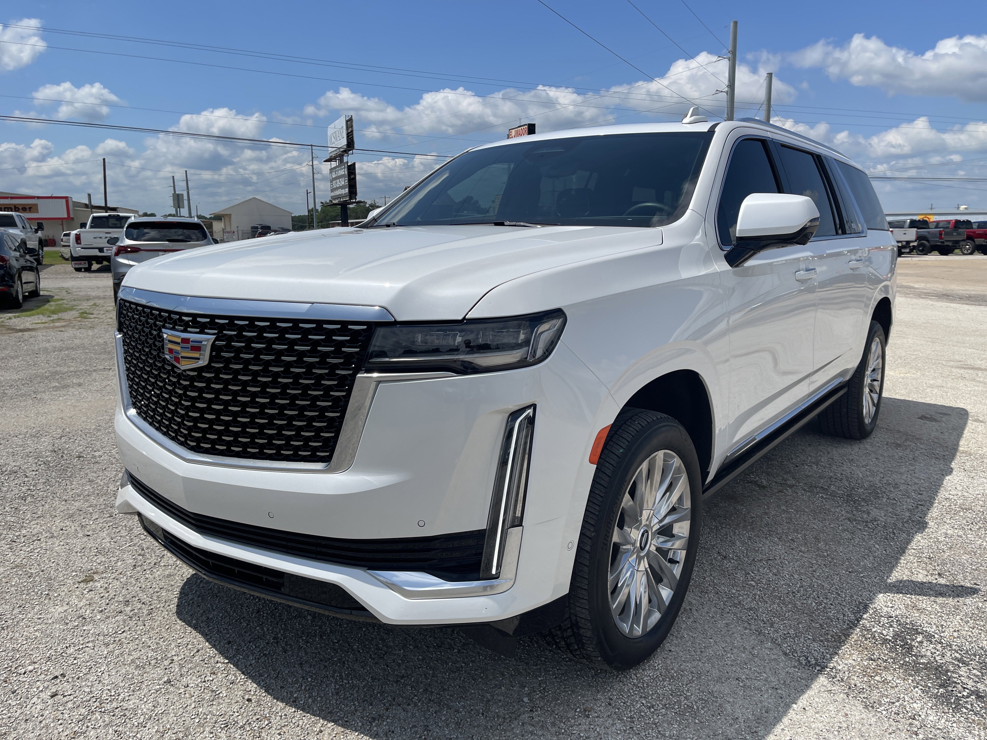 2024 Cadillac Escalade ESV 4WD Premium Luxury