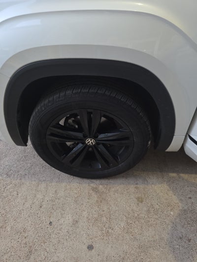 2023 Volkswagen Atlas 3.6L V6 SEL R-Line Black