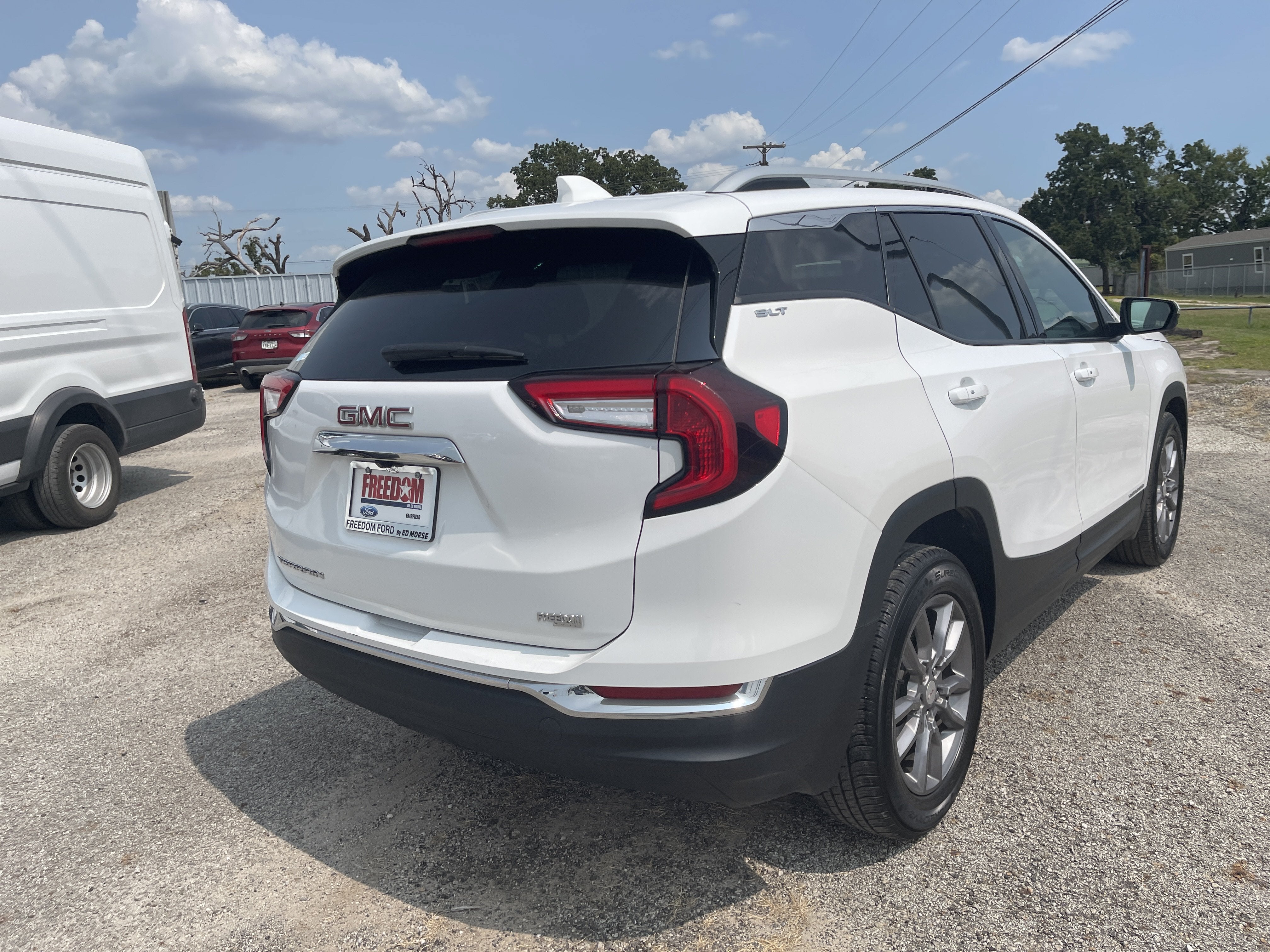 2024 GMC Terrain SLT