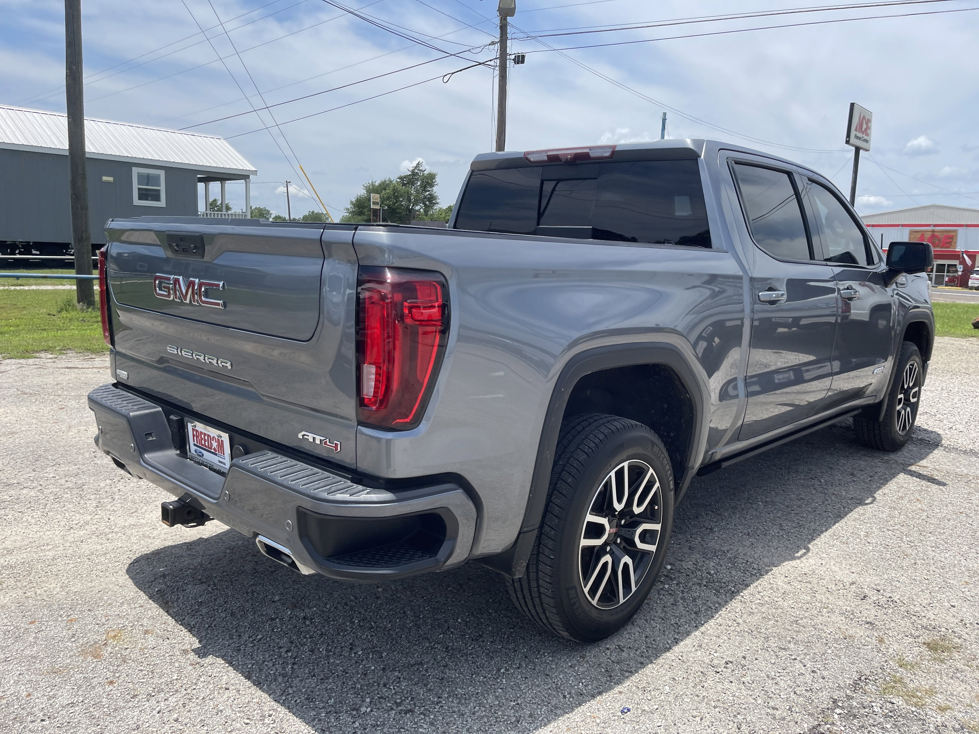 2021 GMC Sierra 1500 AT4