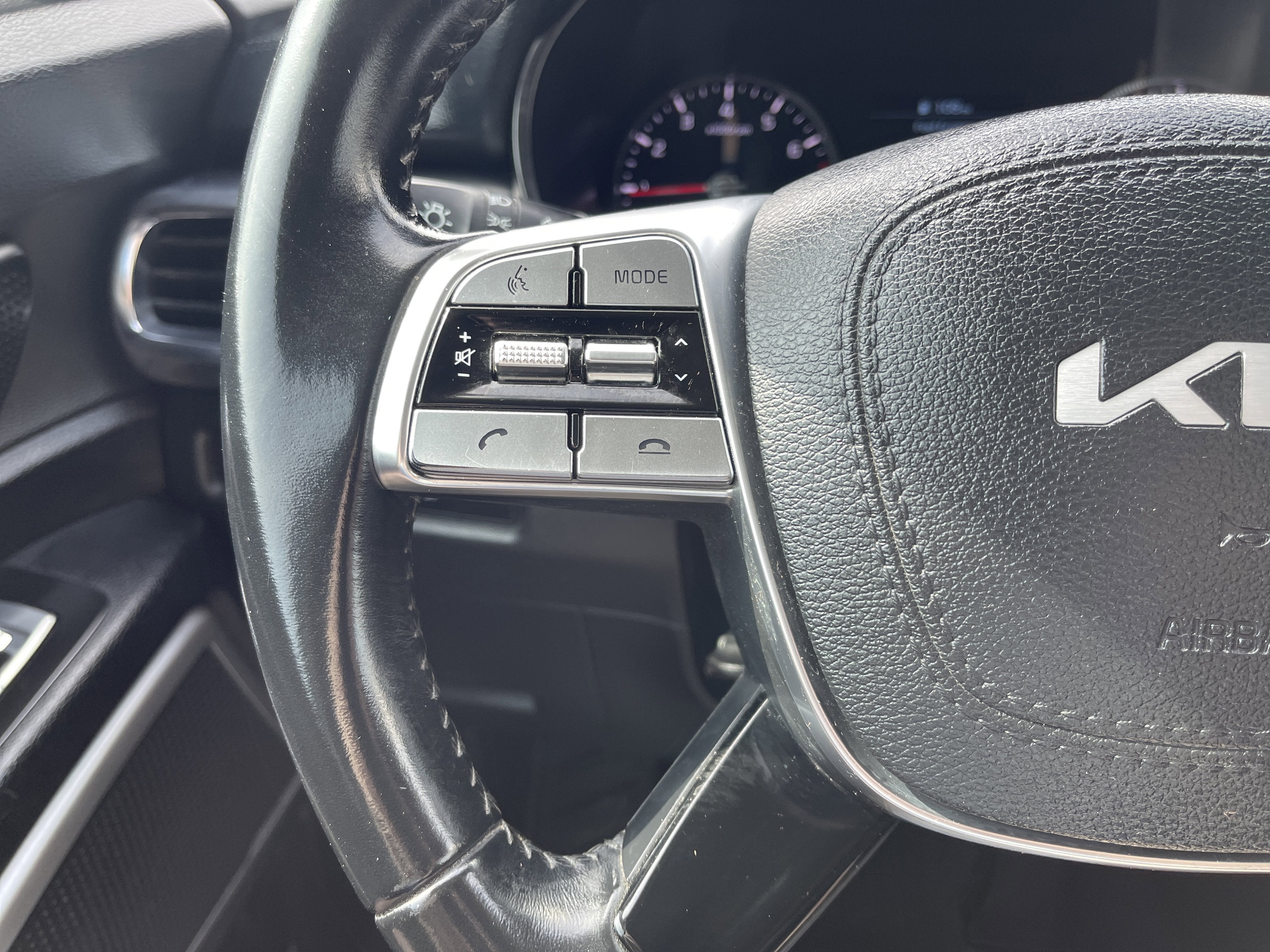 2022 Kia Telluride LX