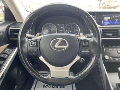 2017 Lexus IS 200t