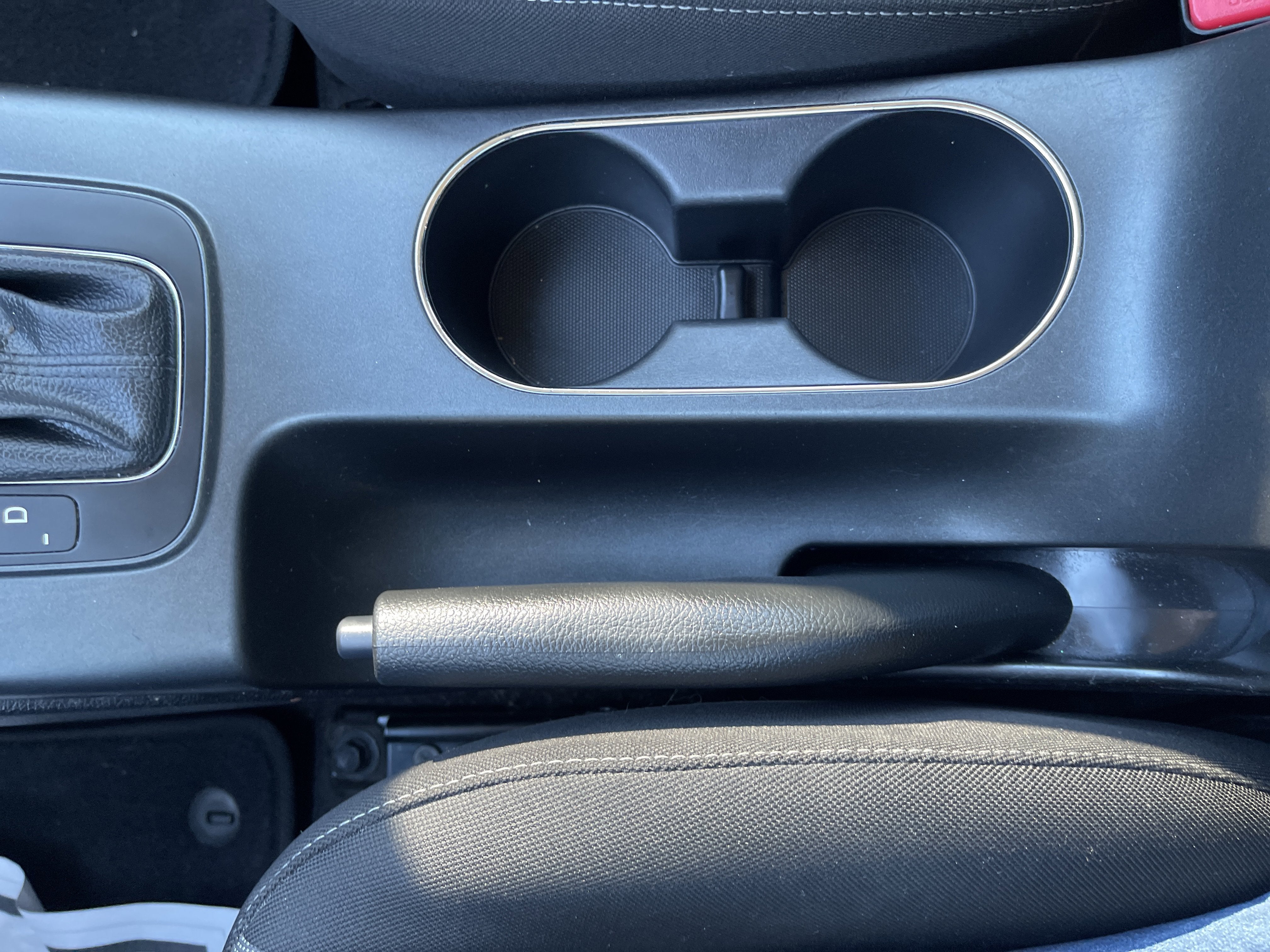 2016 Kia Forte 5-Door LX