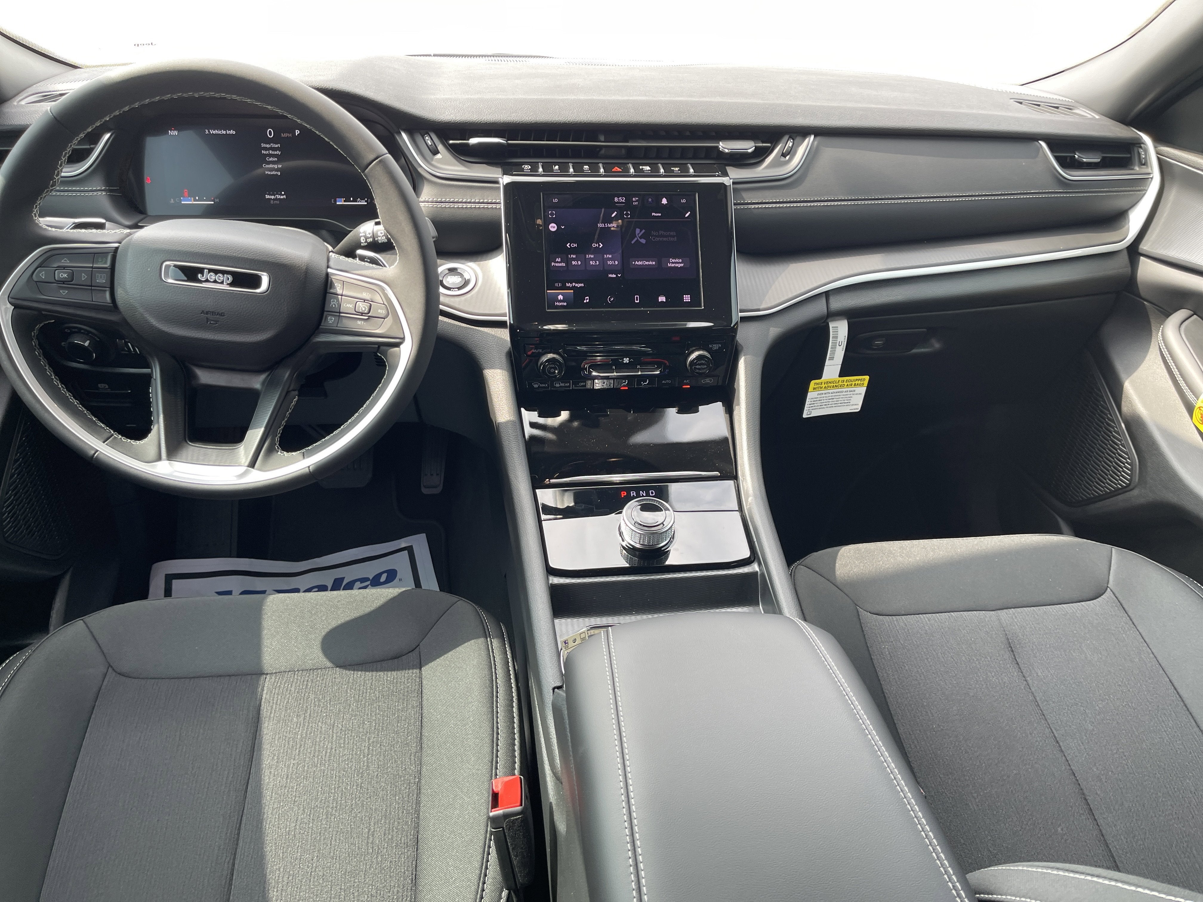 2026 Jeep Grand Cherokee Laredo