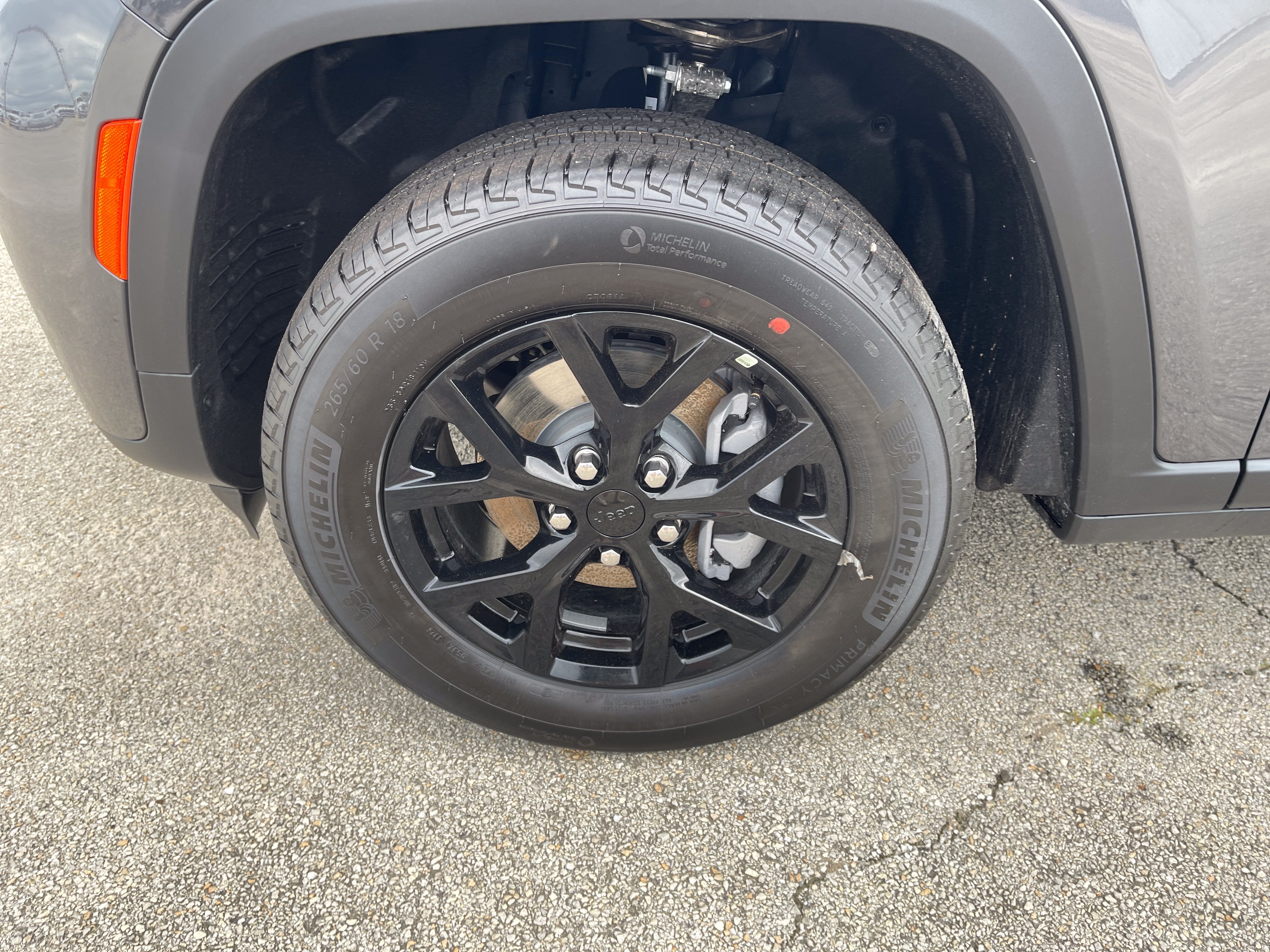 2026 Jeep Grand Cherokee Laredo Altitude