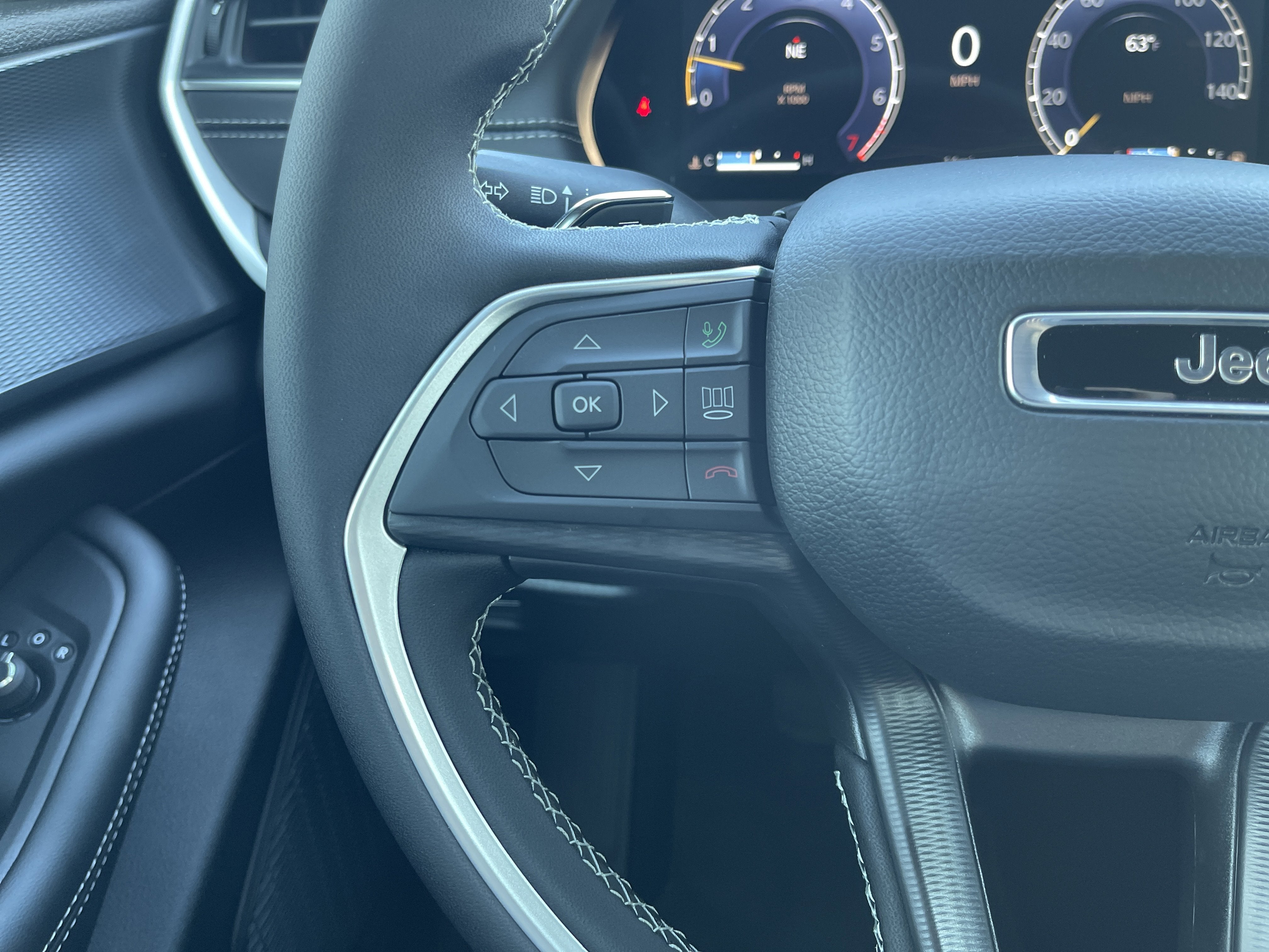 2025 Jeep Grand Cherokee Laredo X