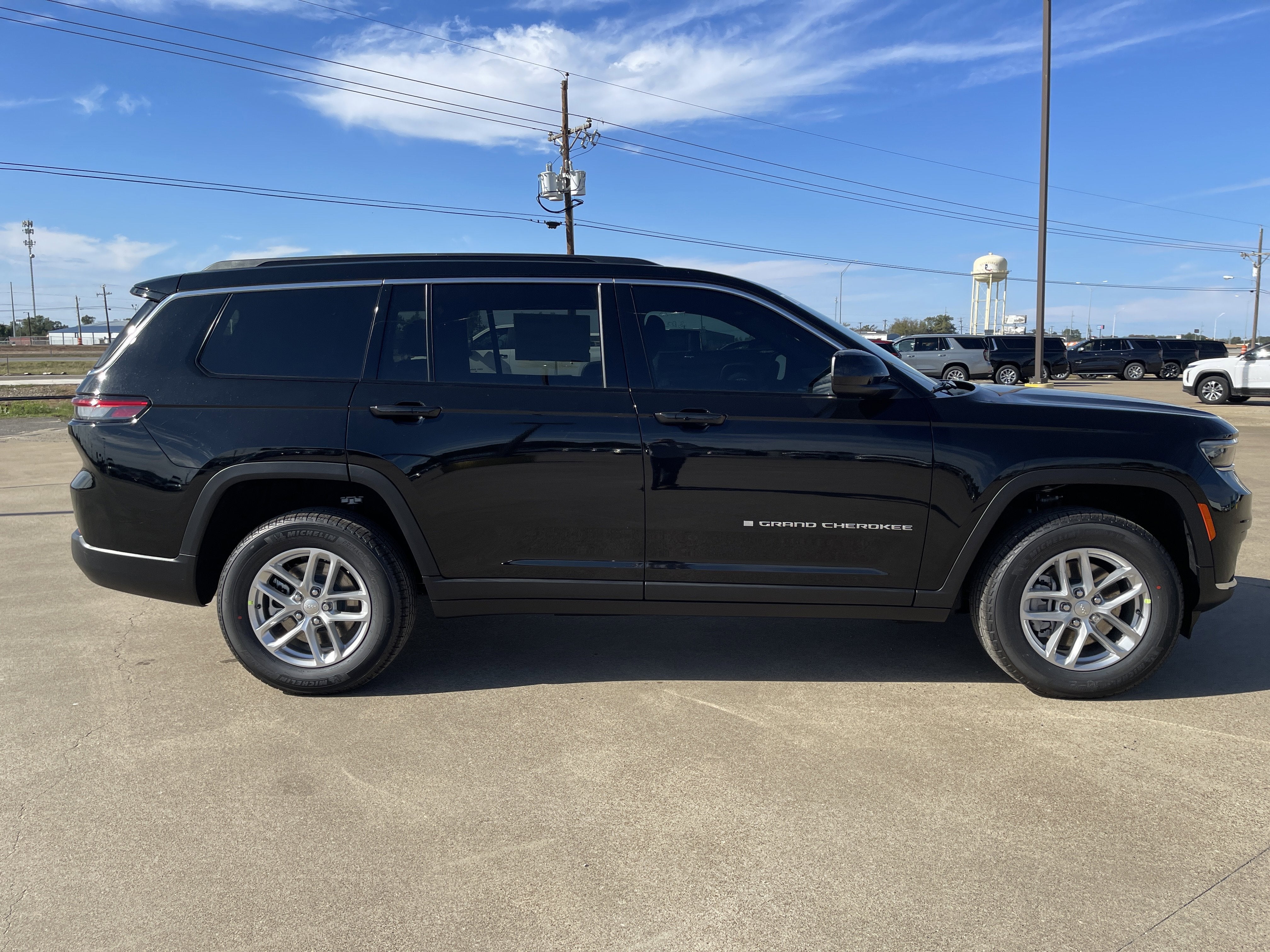2025 Jeep Grand Cherokee Laredo X