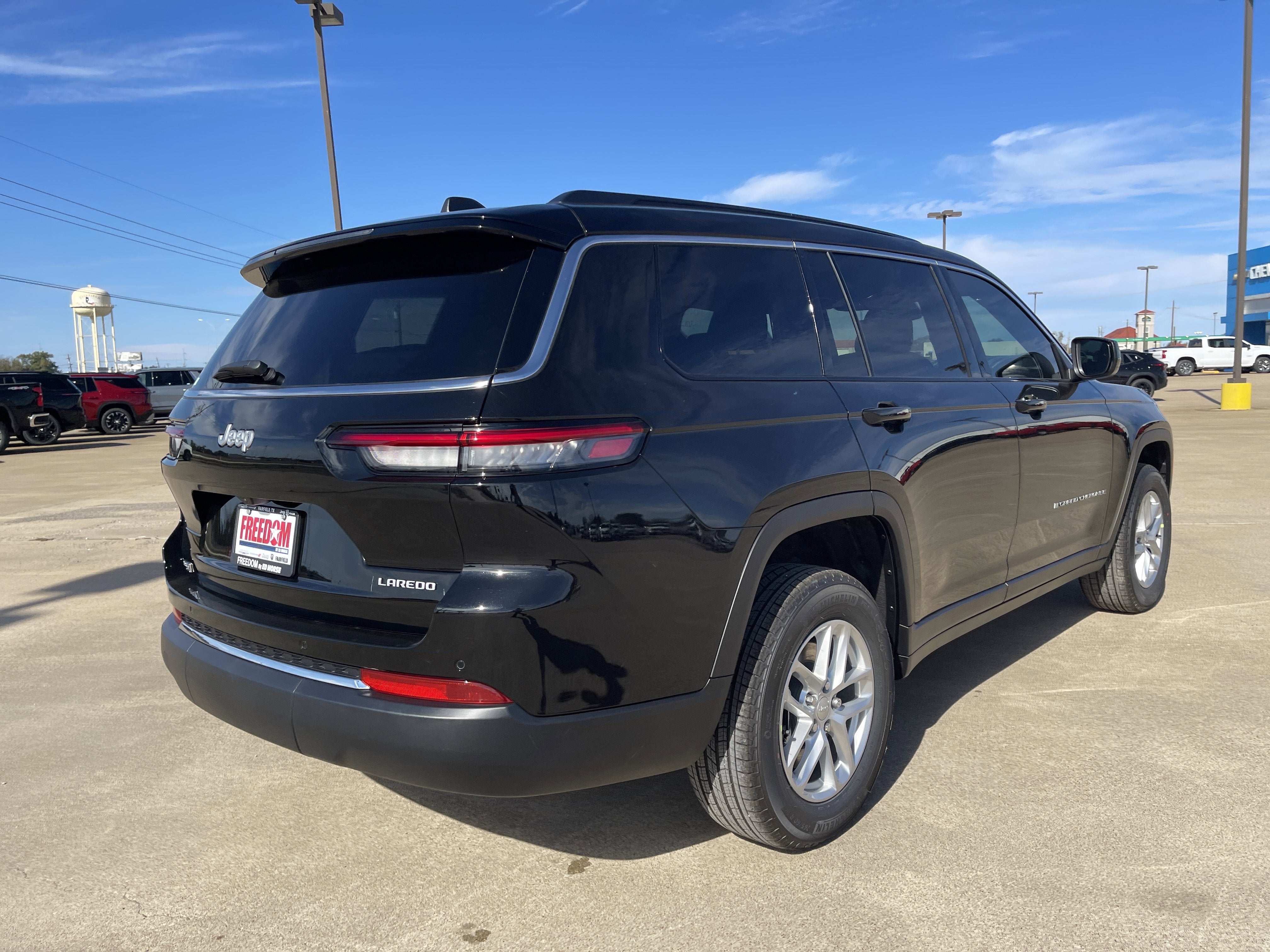 2025 Jeep Grand Cherokee Laredo X