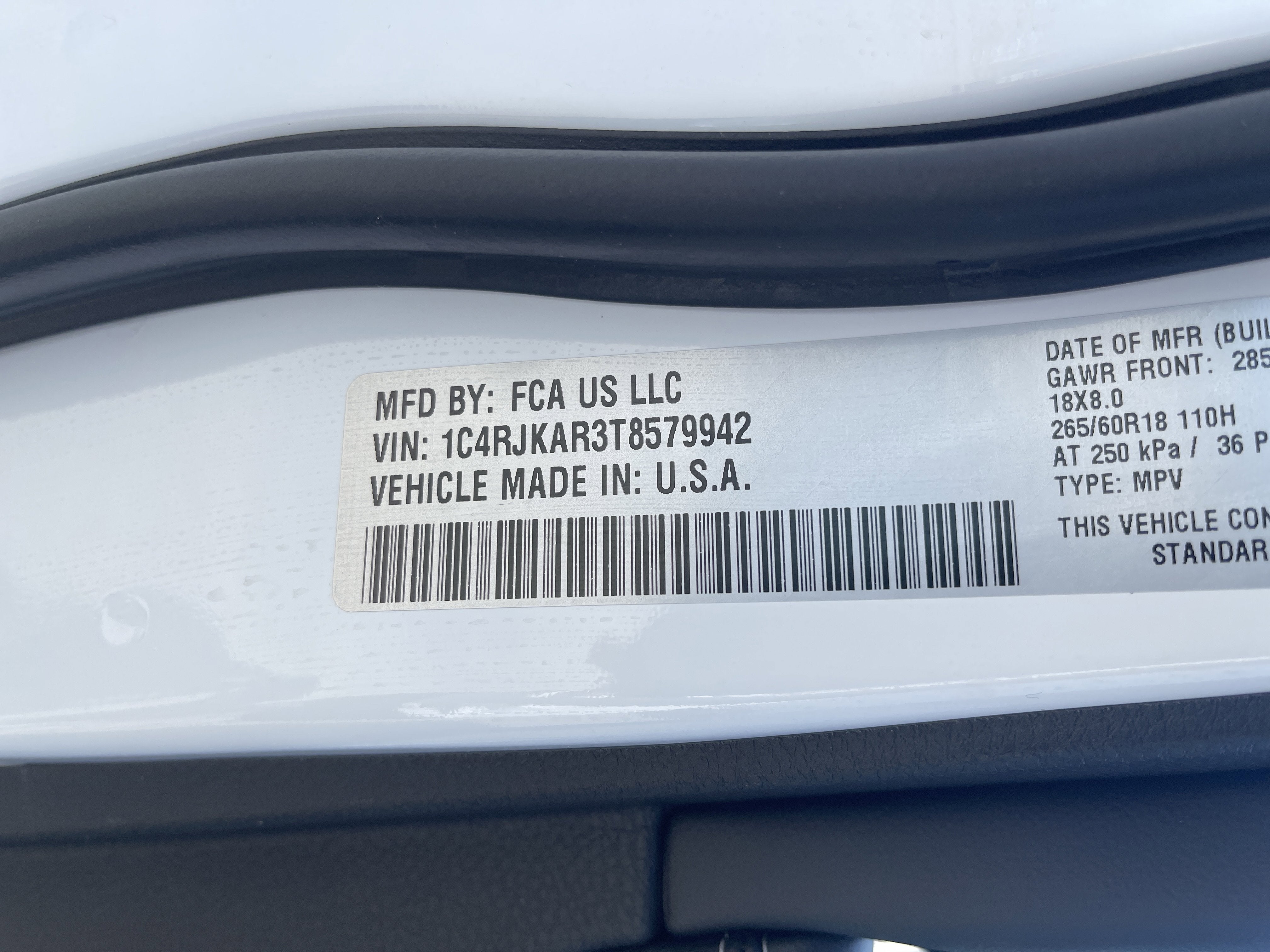 2026 Jeep Grand Cherokee Laredo Altitude