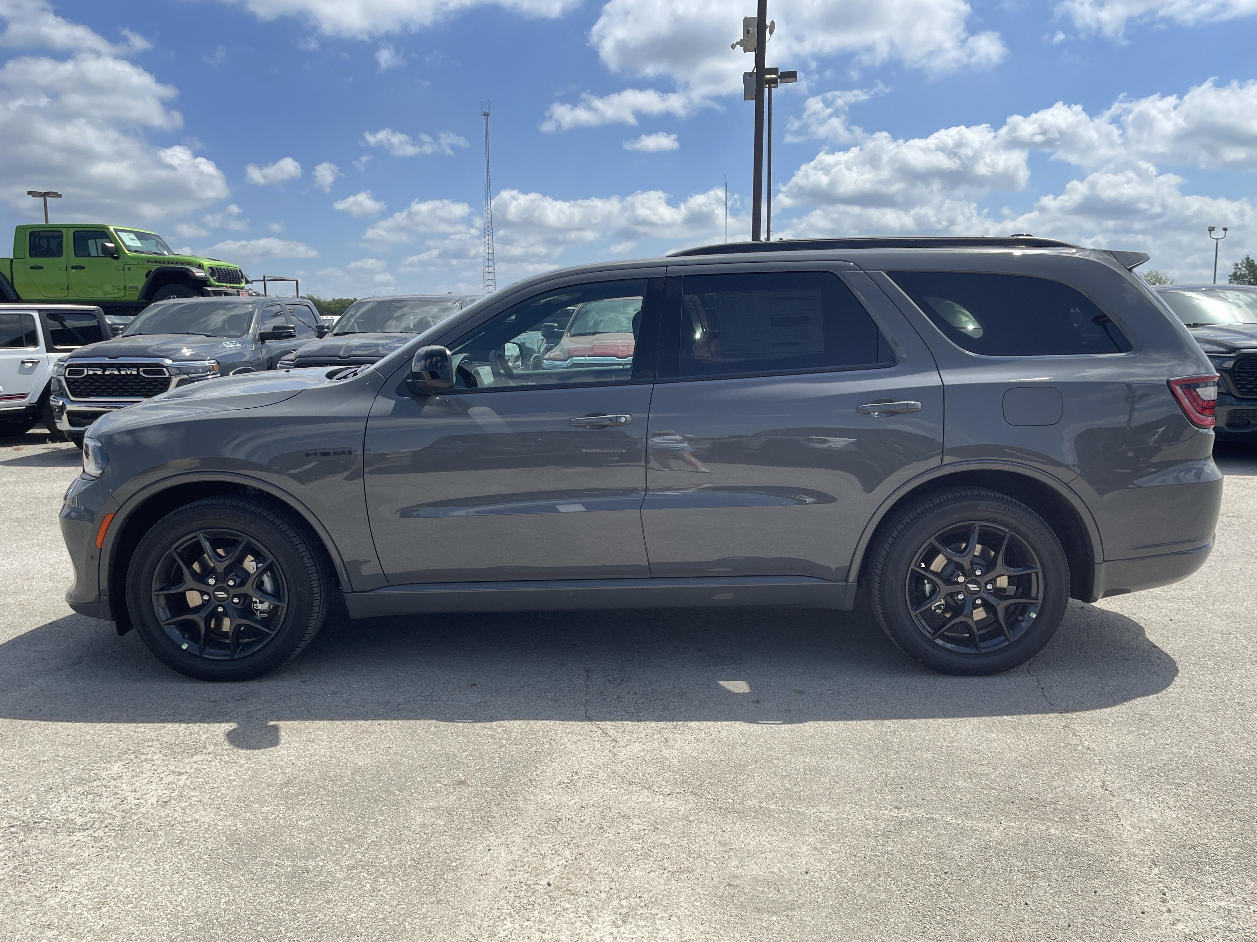 2026 Dodge Durango GT HEMI V8