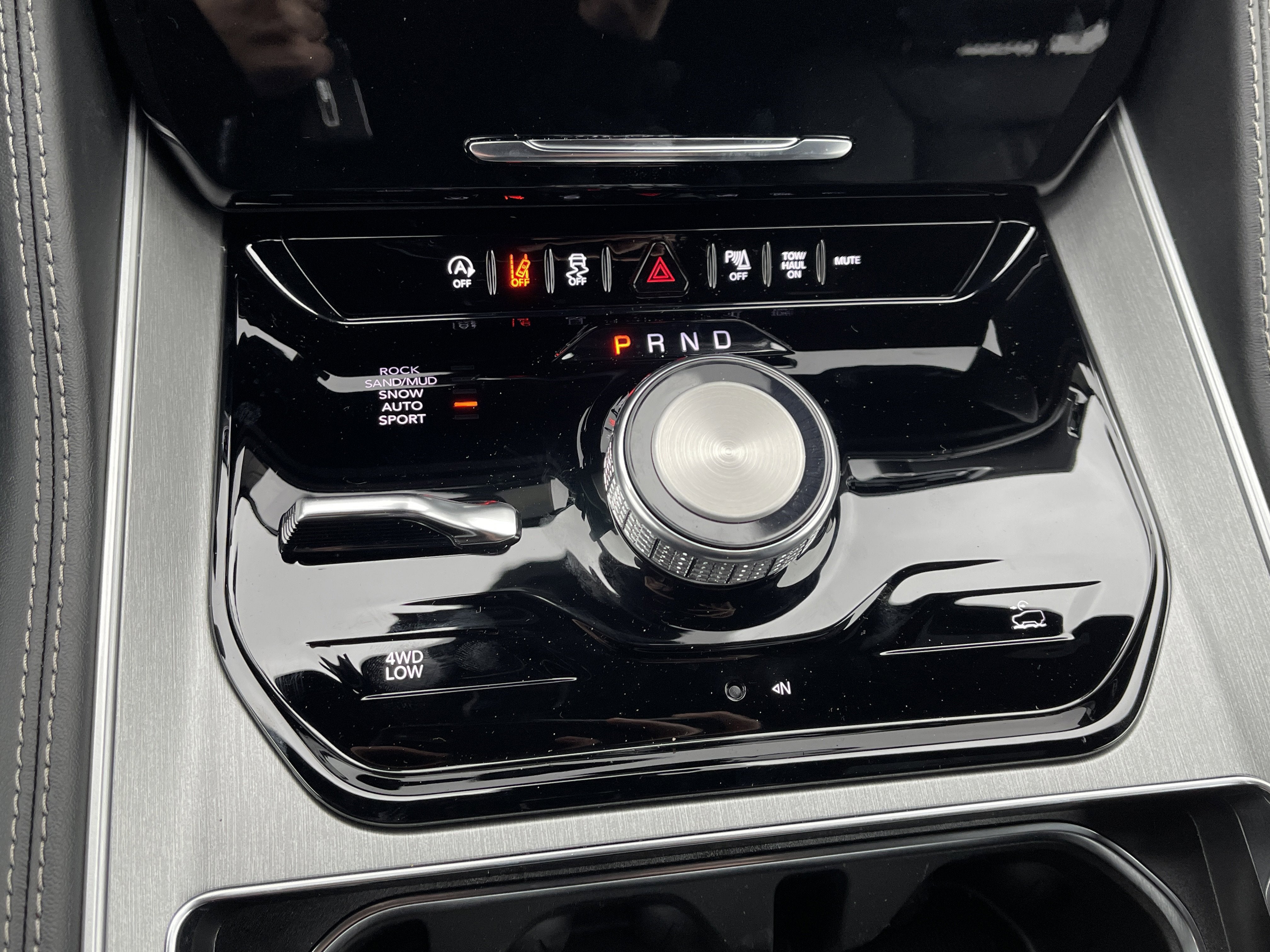 2026 Jeep Grand Wagoneer Limited Altitude