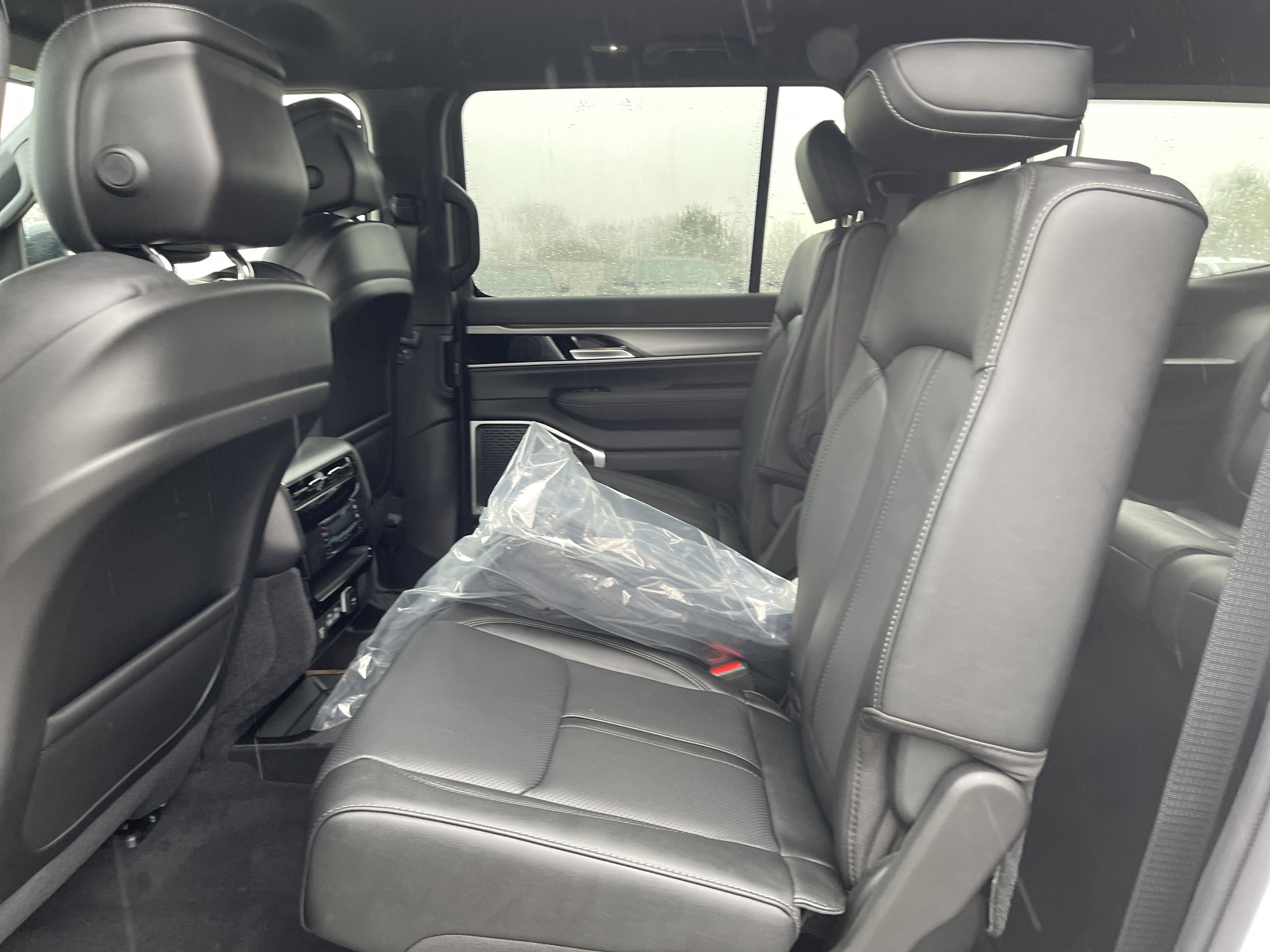 2026 Jeep Grand Wagoneer Limited Altitude