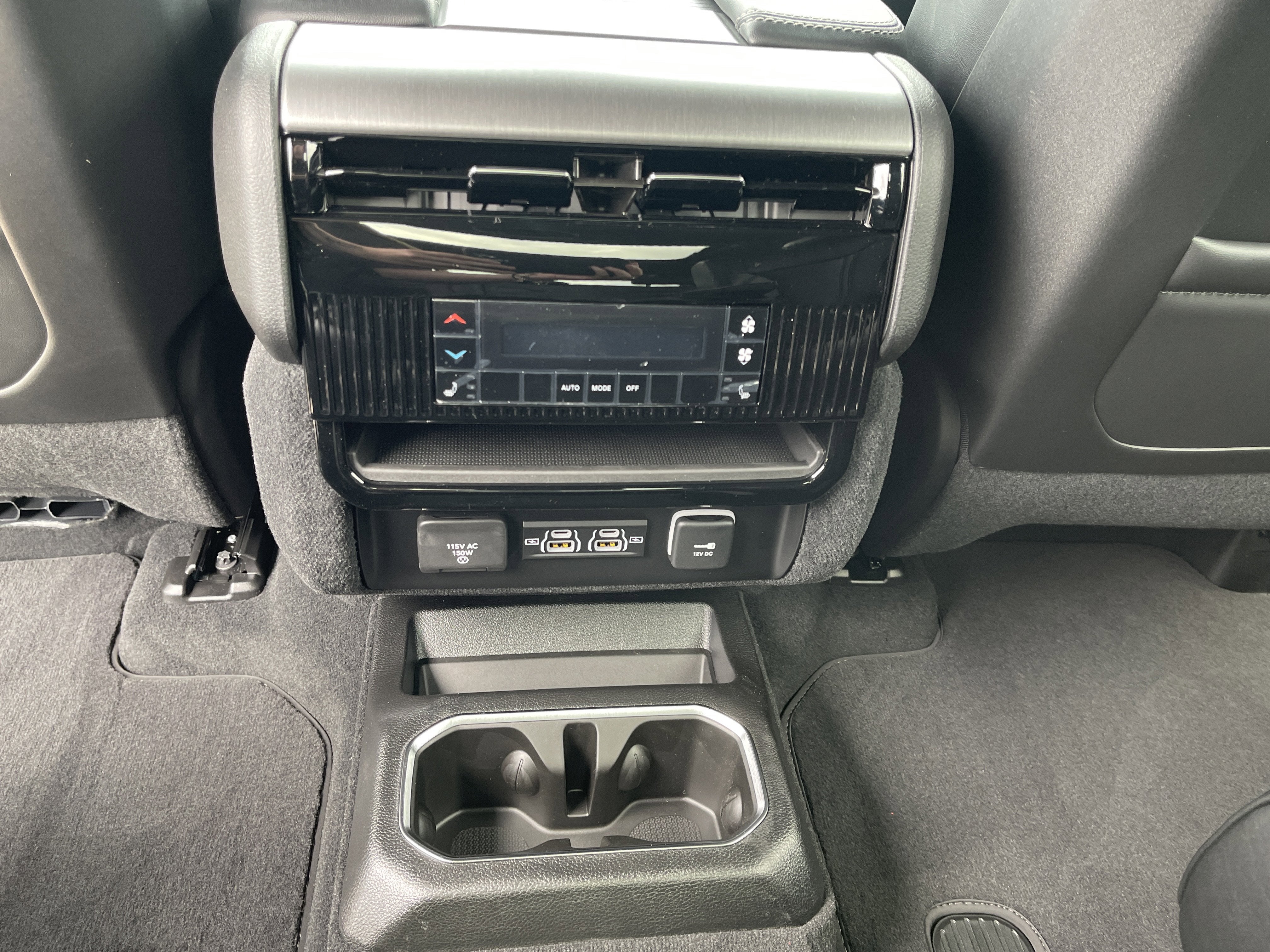 2026 Jeep Grand Wagoneer Limited Reserve