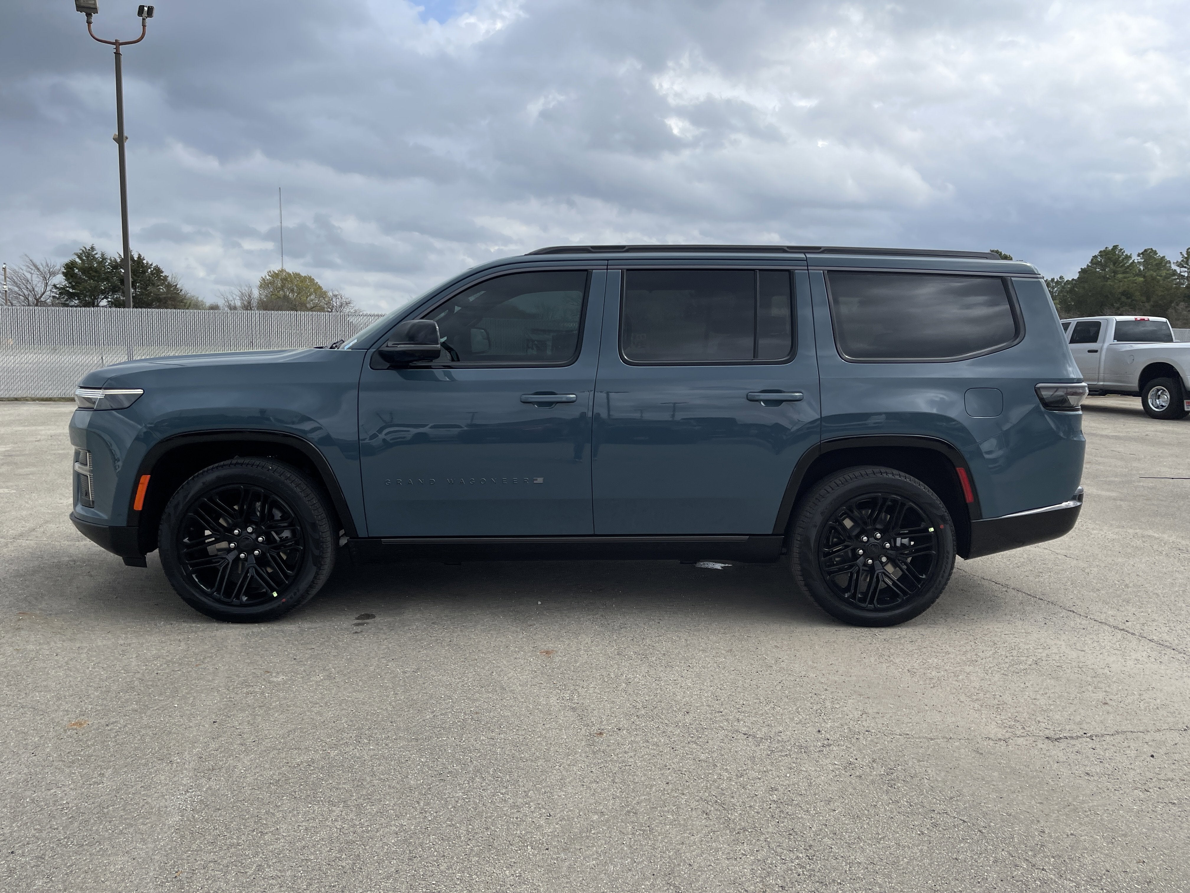 2026 Jeep Grand Wagoneer Limited Reserve