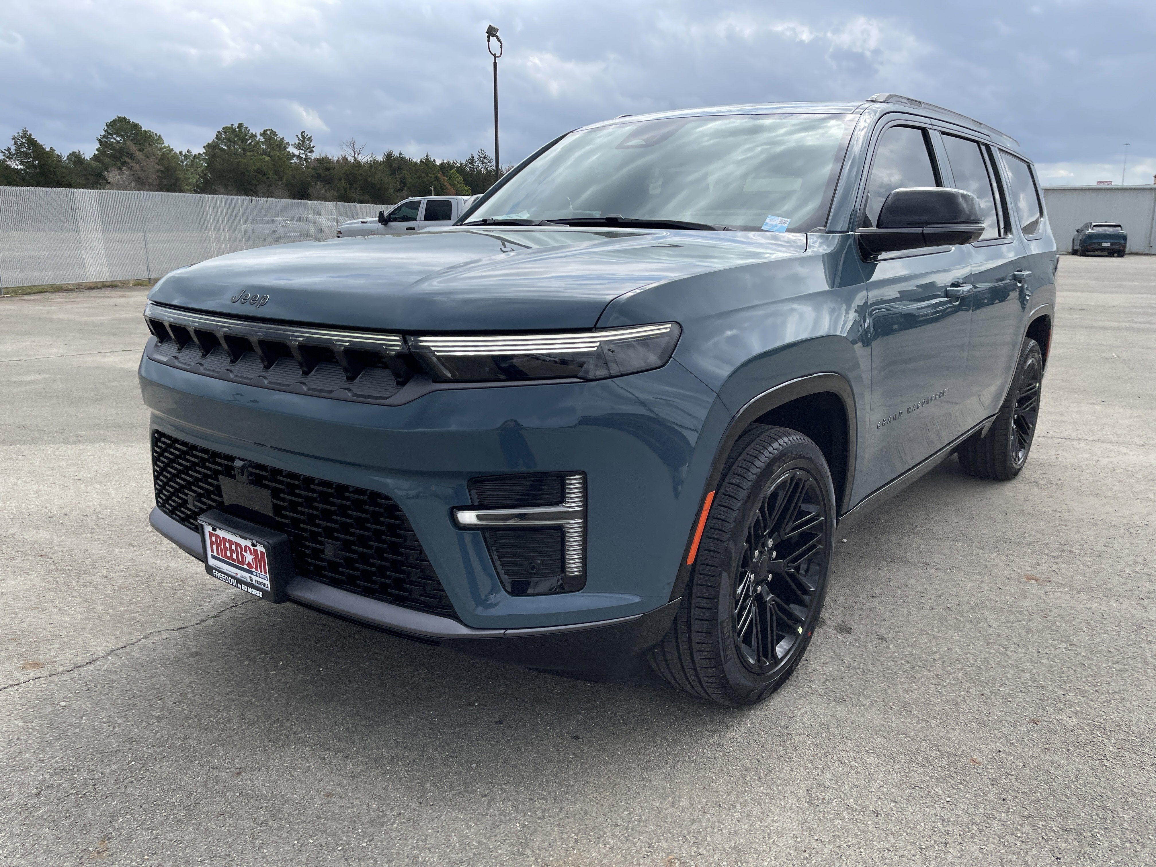 2026 Jeep Grand Wagoneer Limited Reserve
