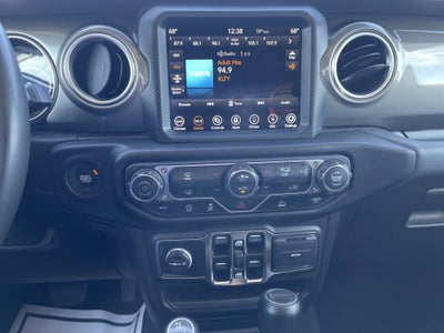 2023 Jeep Gladiator Overland