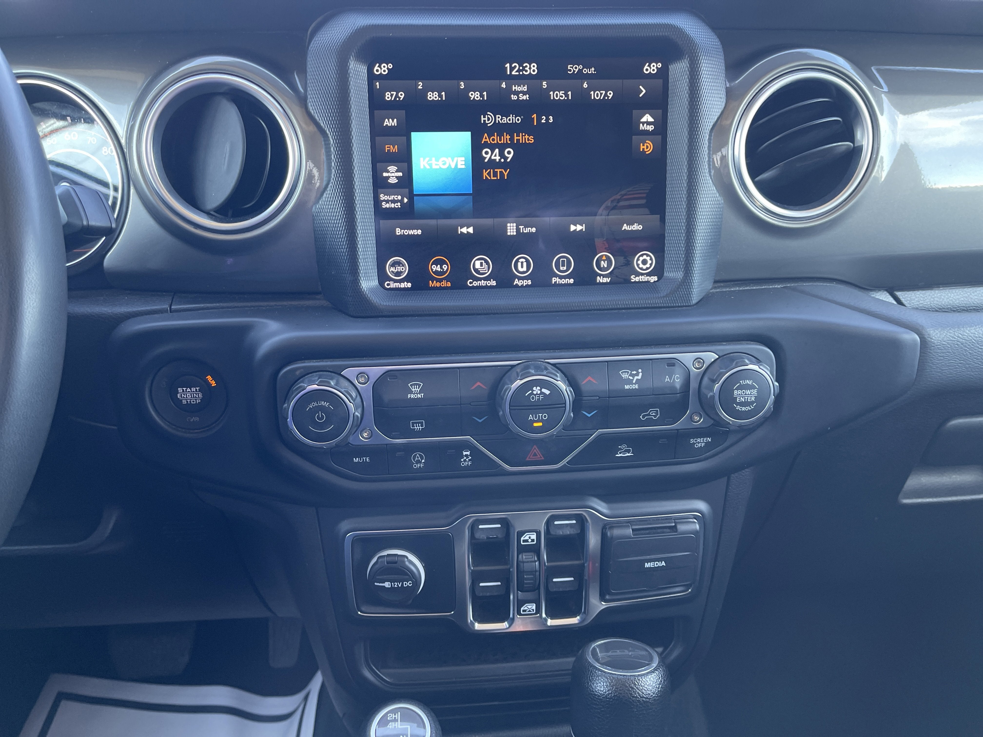 2023 Jeep Gladiator Overland