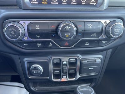 2023 Jeep Gladiator Overland