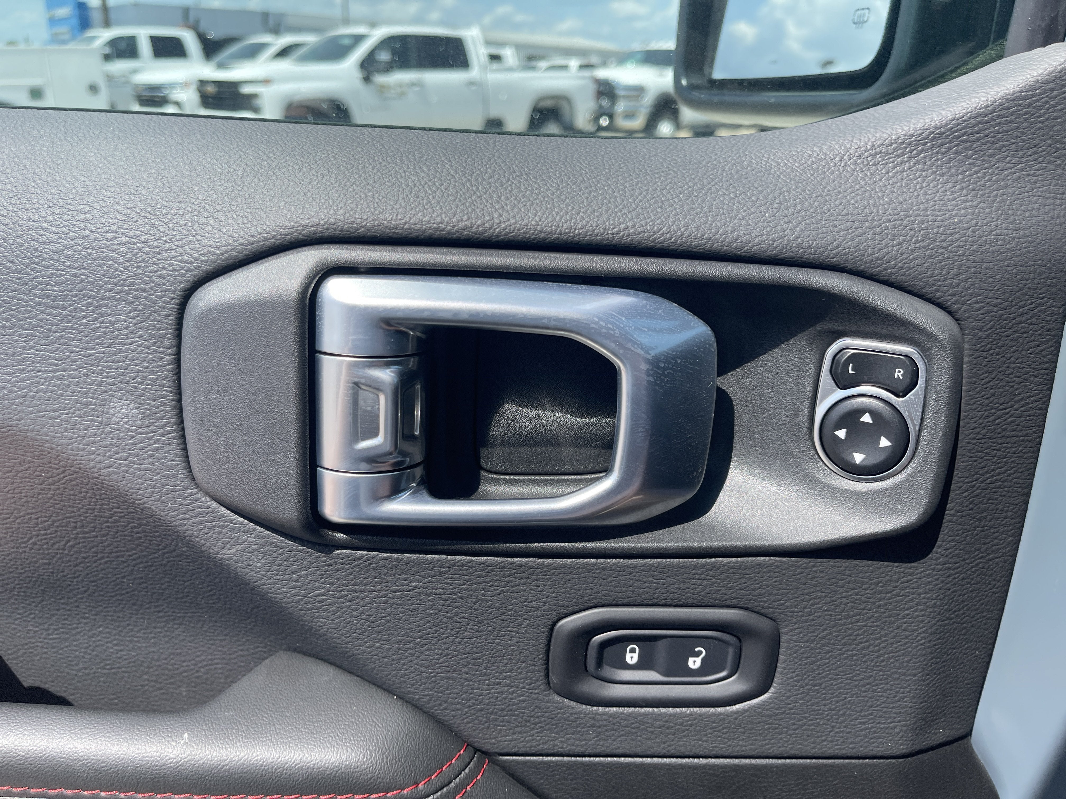 2026 Jeep Gladiator Shadow Ops