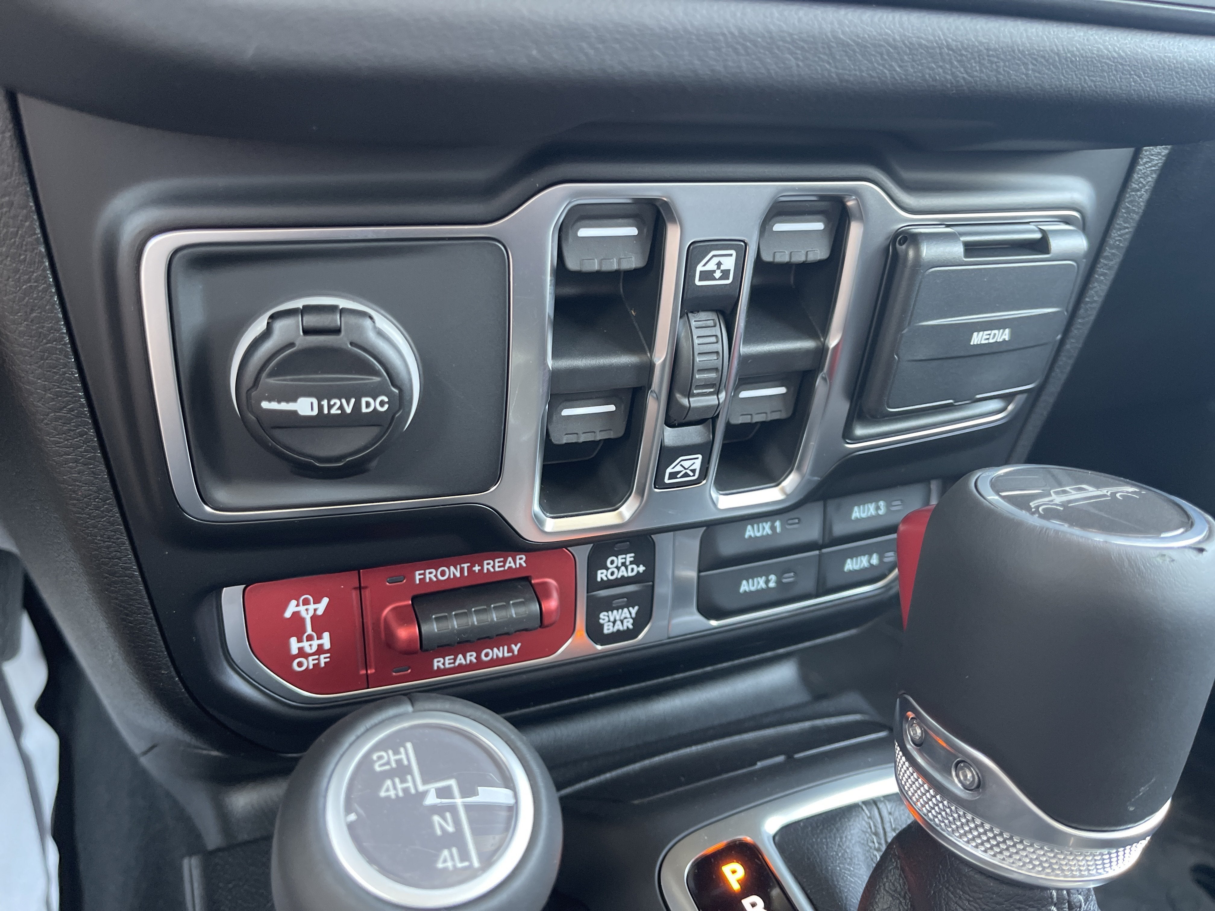 2026 Jeep Gladiator Shadow Ops