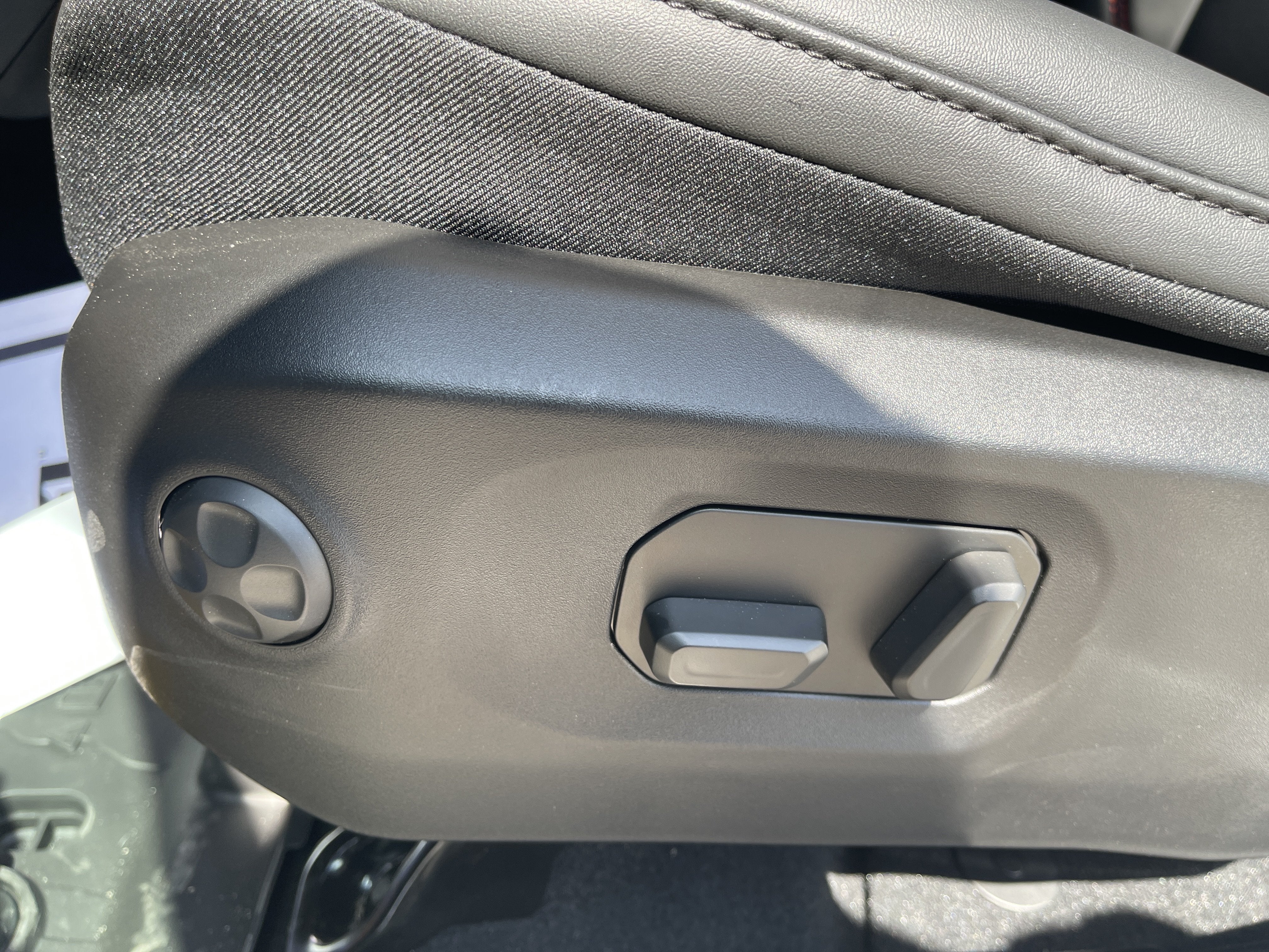 2026 Jeep Gladiator Shadow Ops