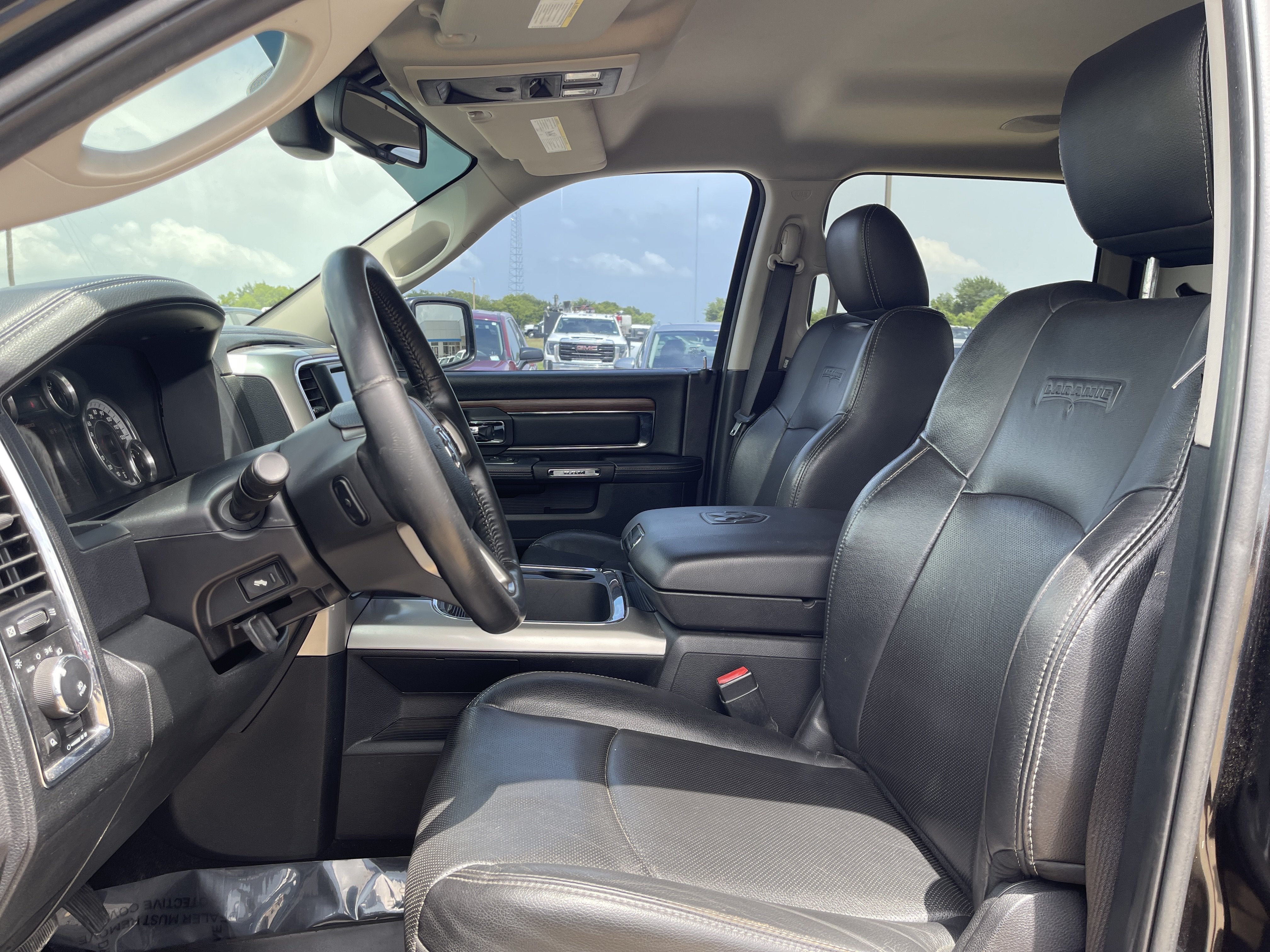2016 RAM 1500 Laramie