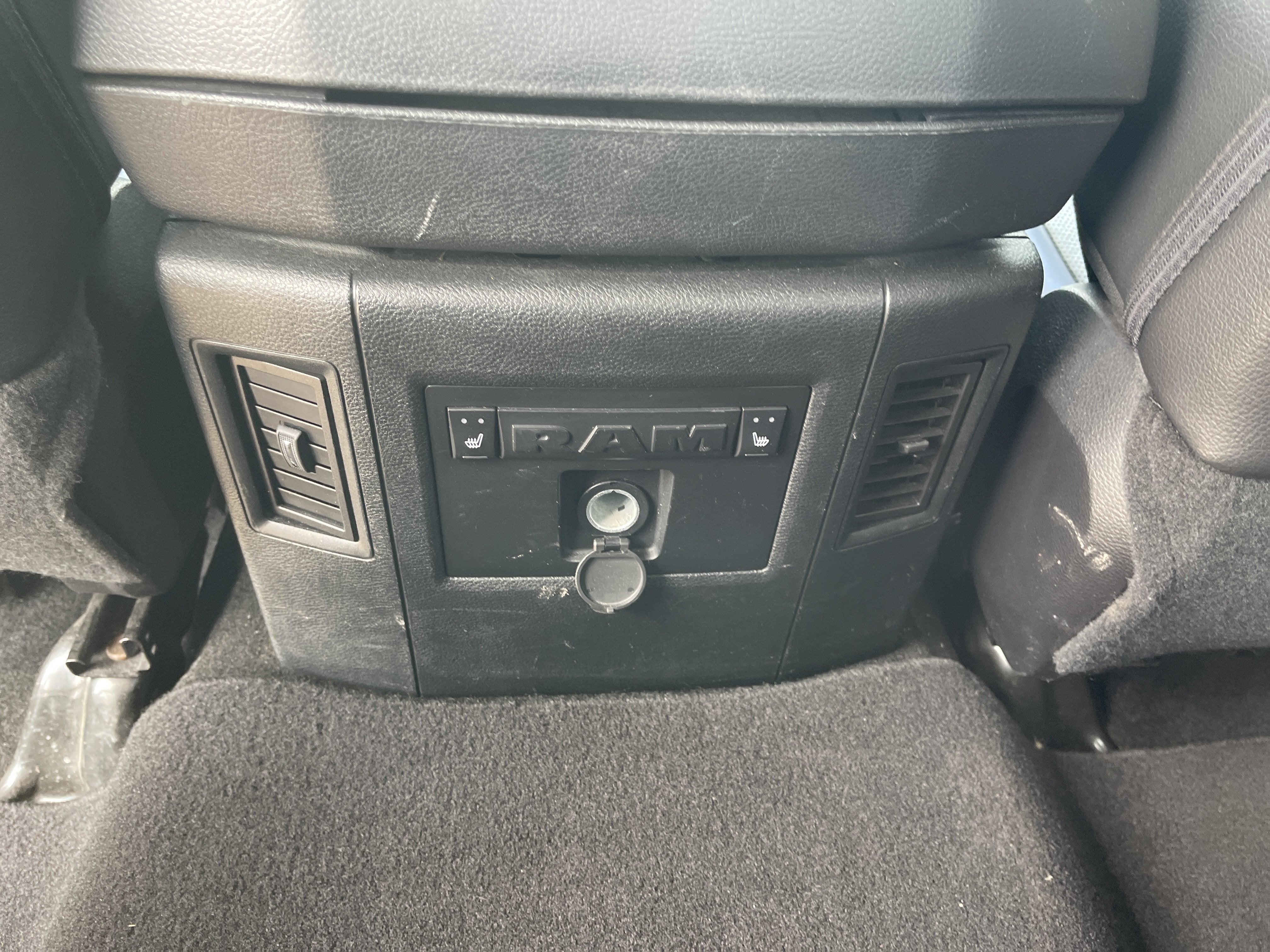 2016 RAM 1500 Laramie