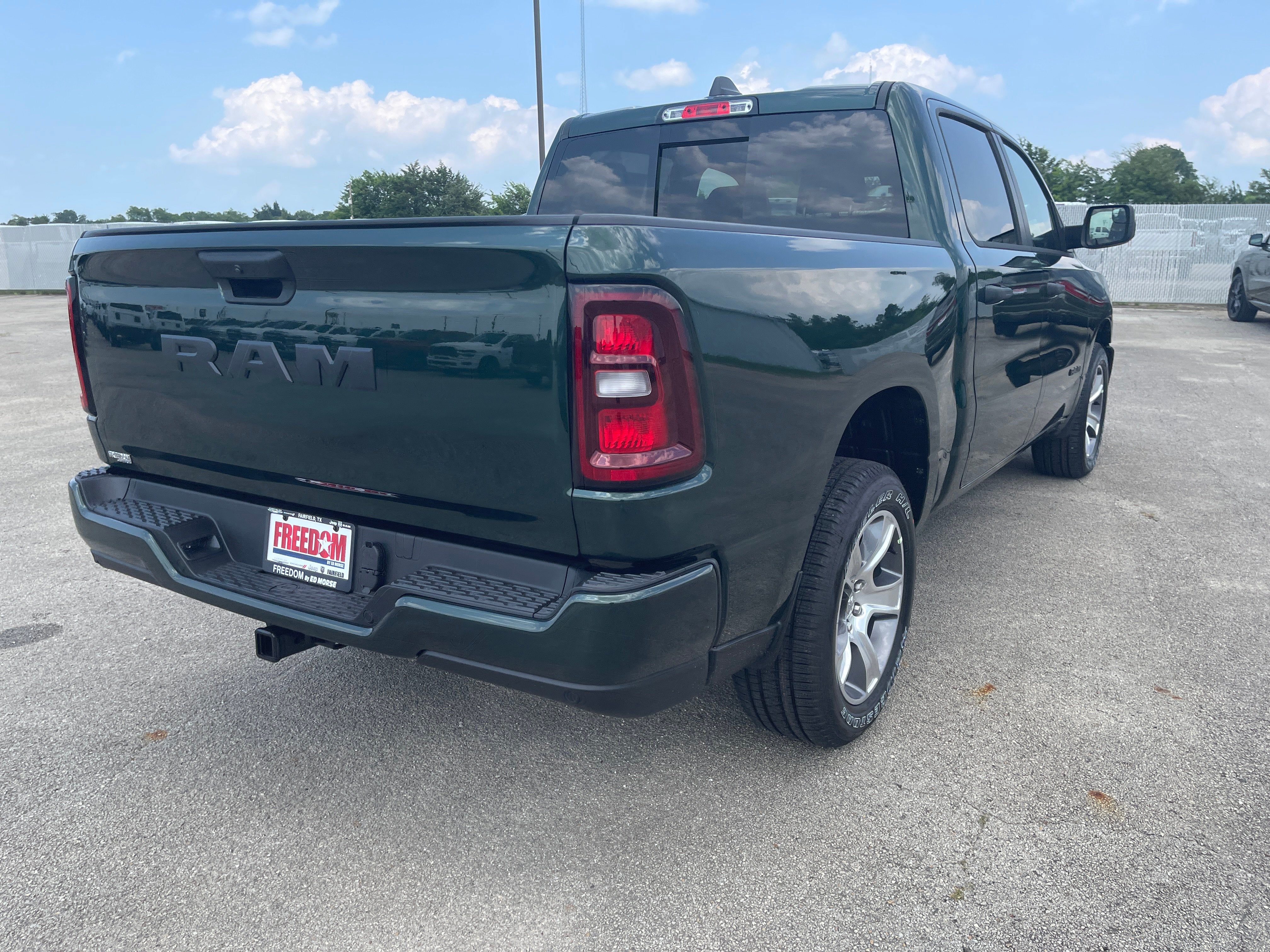 2026 RAM 1500 Express