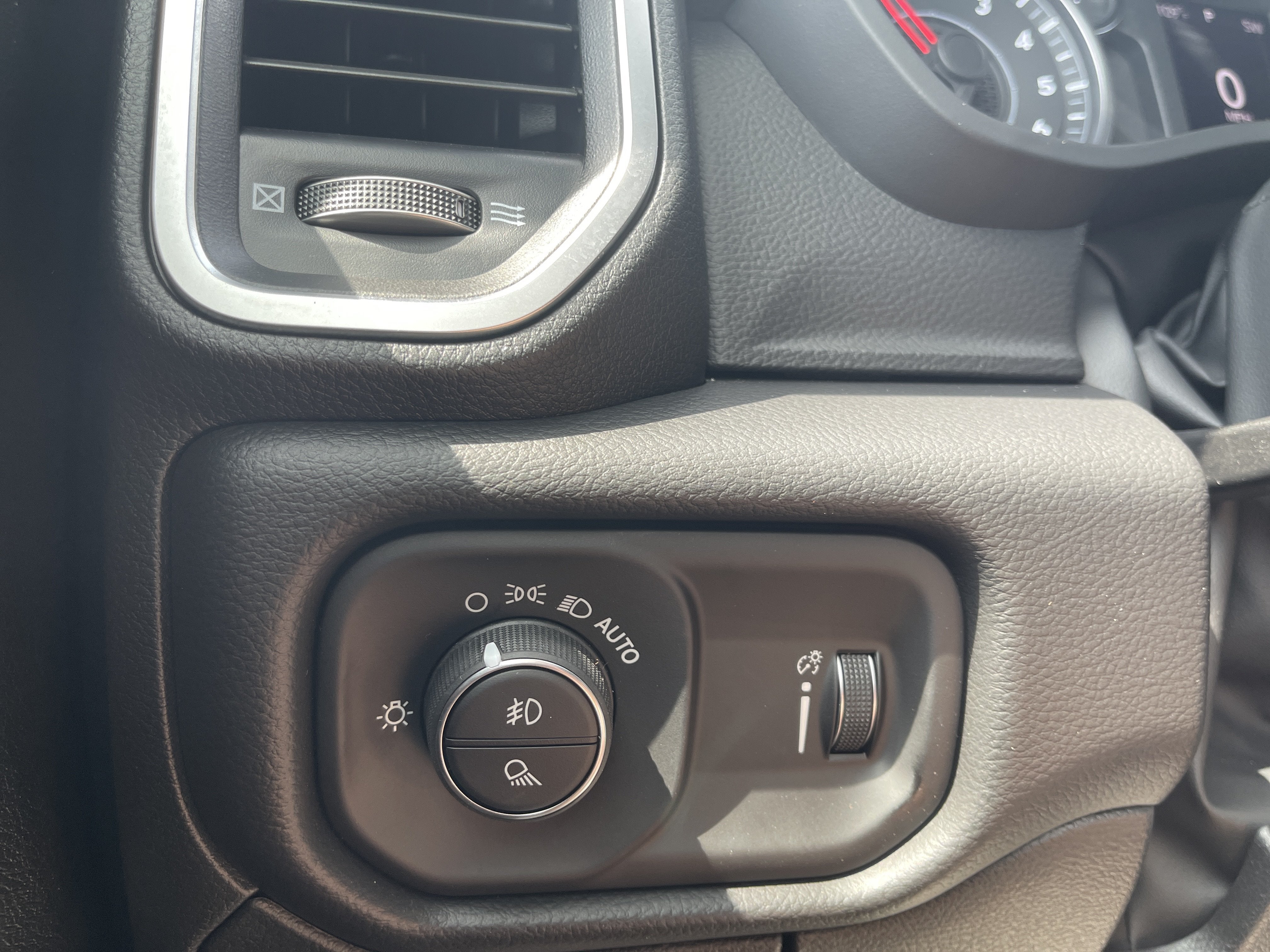 2027 RAM 1500 Lone Star