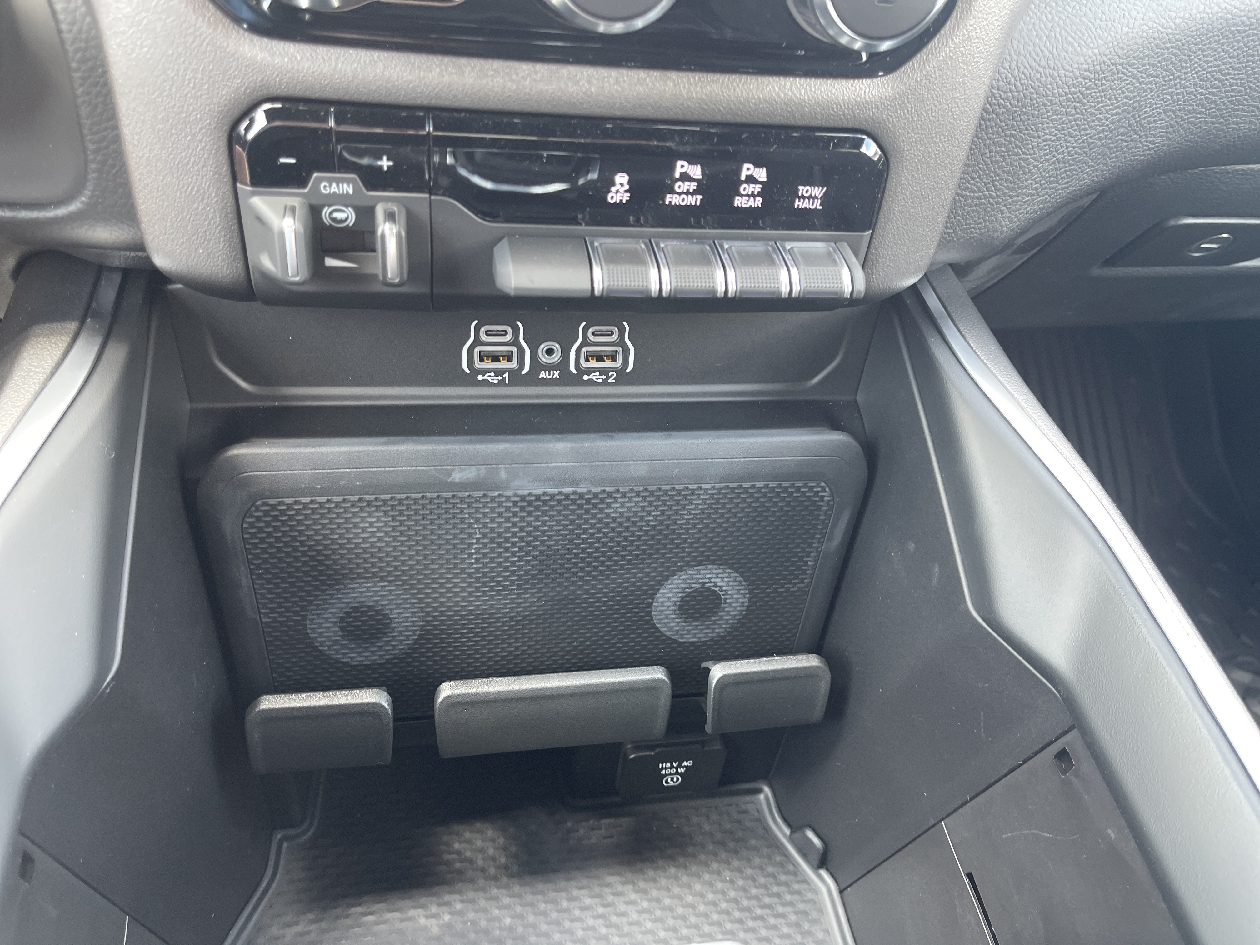 2027 RAM 1500 Lone Star