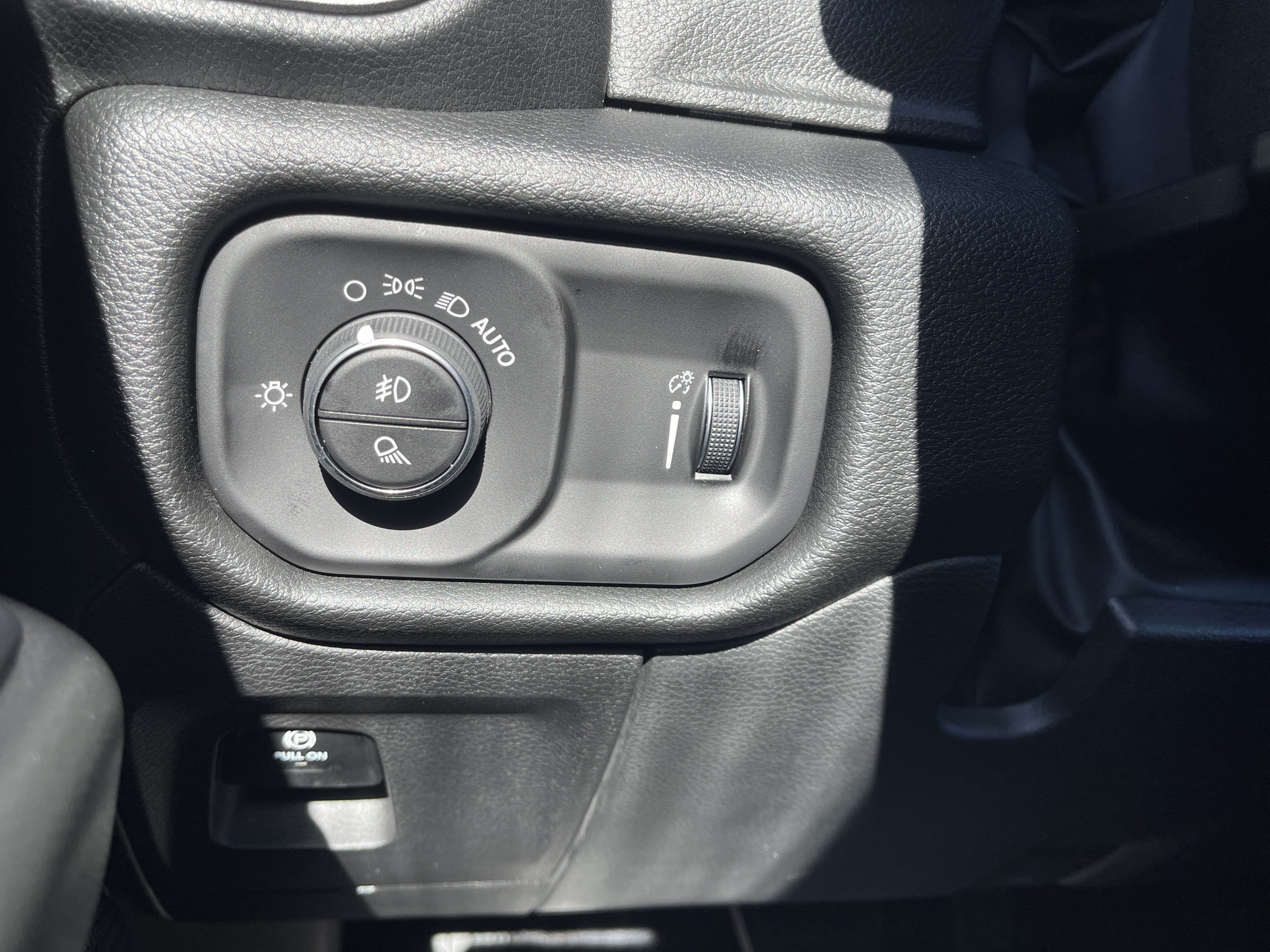 2027 RAM 1500 Express