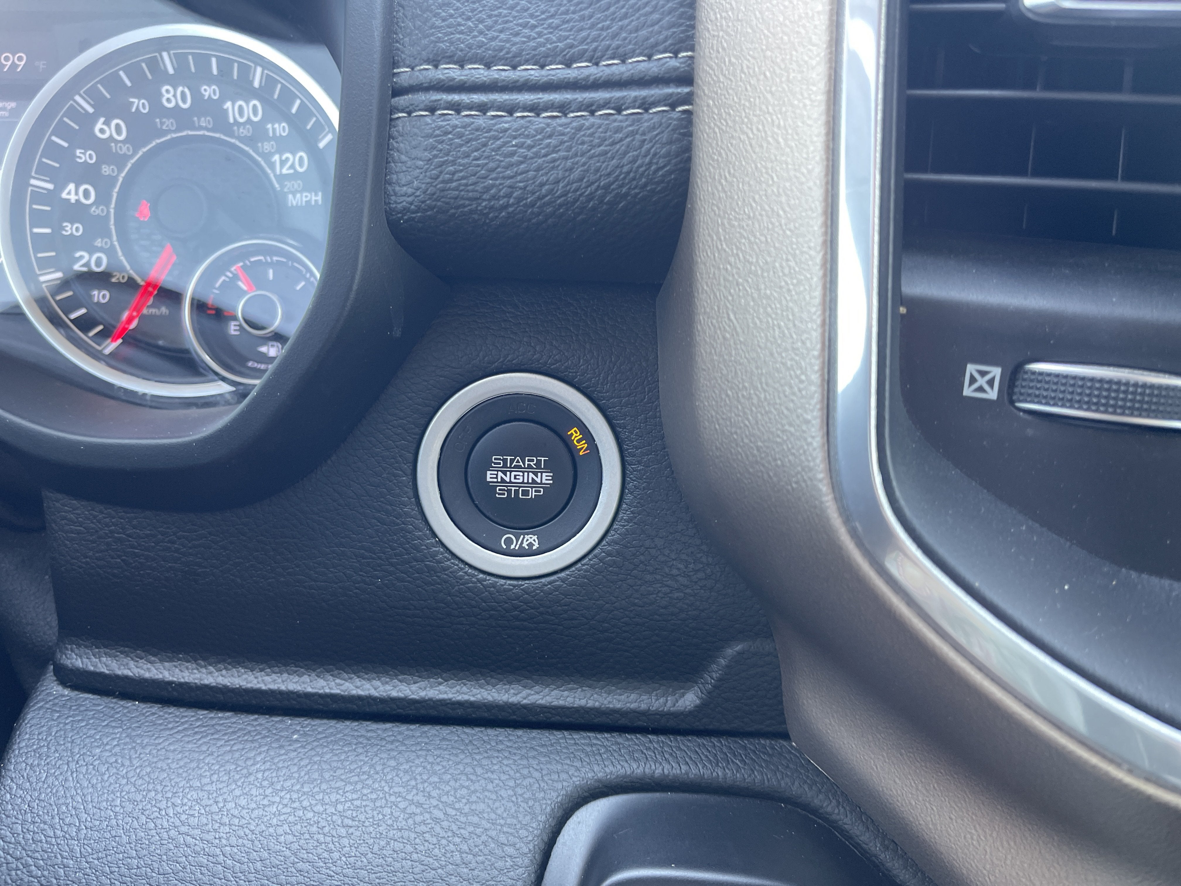 2020 RAM 1500 Laramie