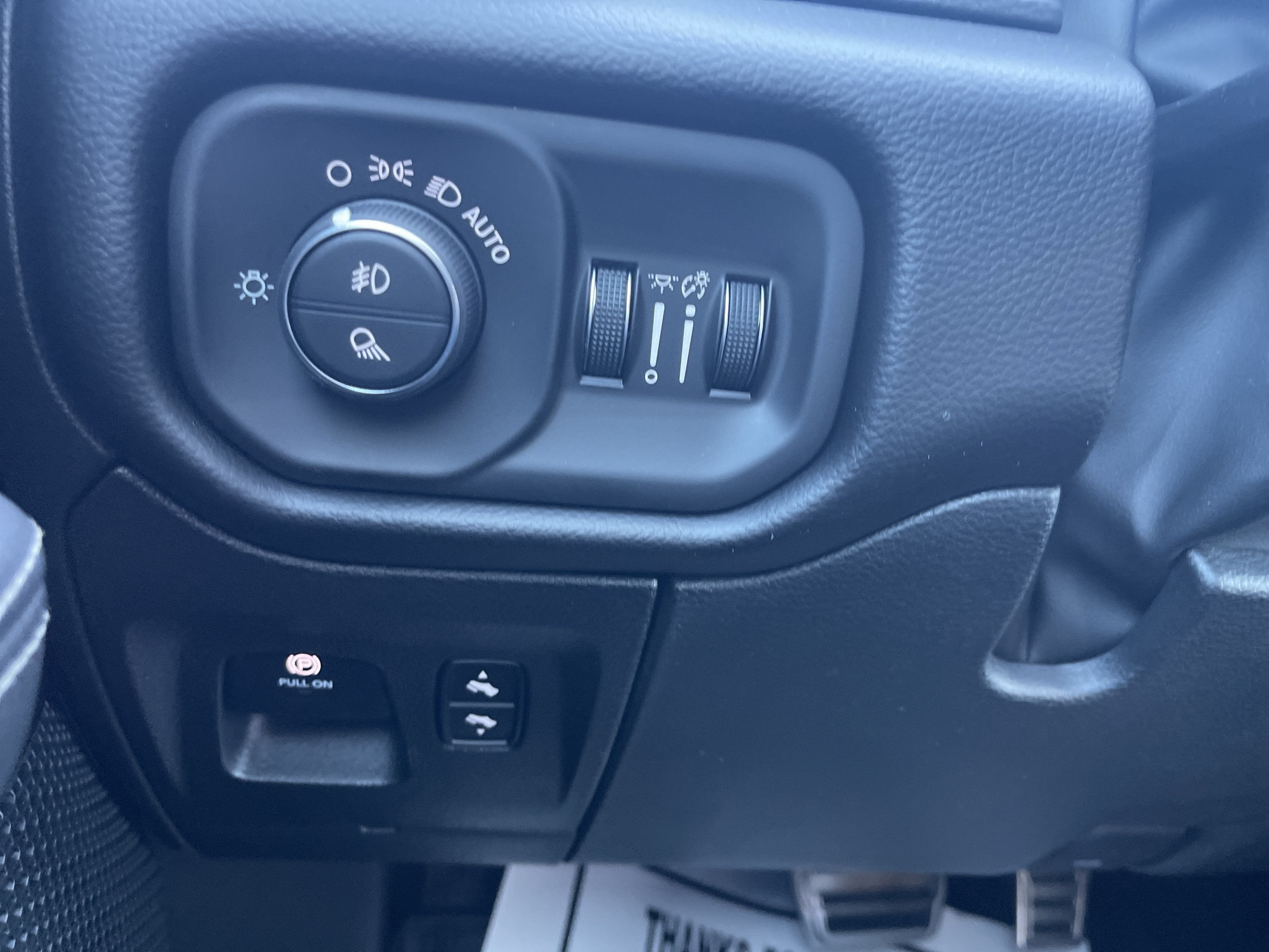 2027 RAM 1500 RHO