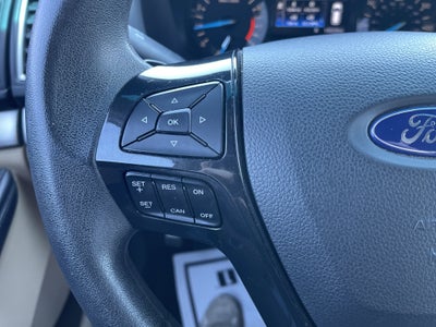 2017 Ford Explorer Base