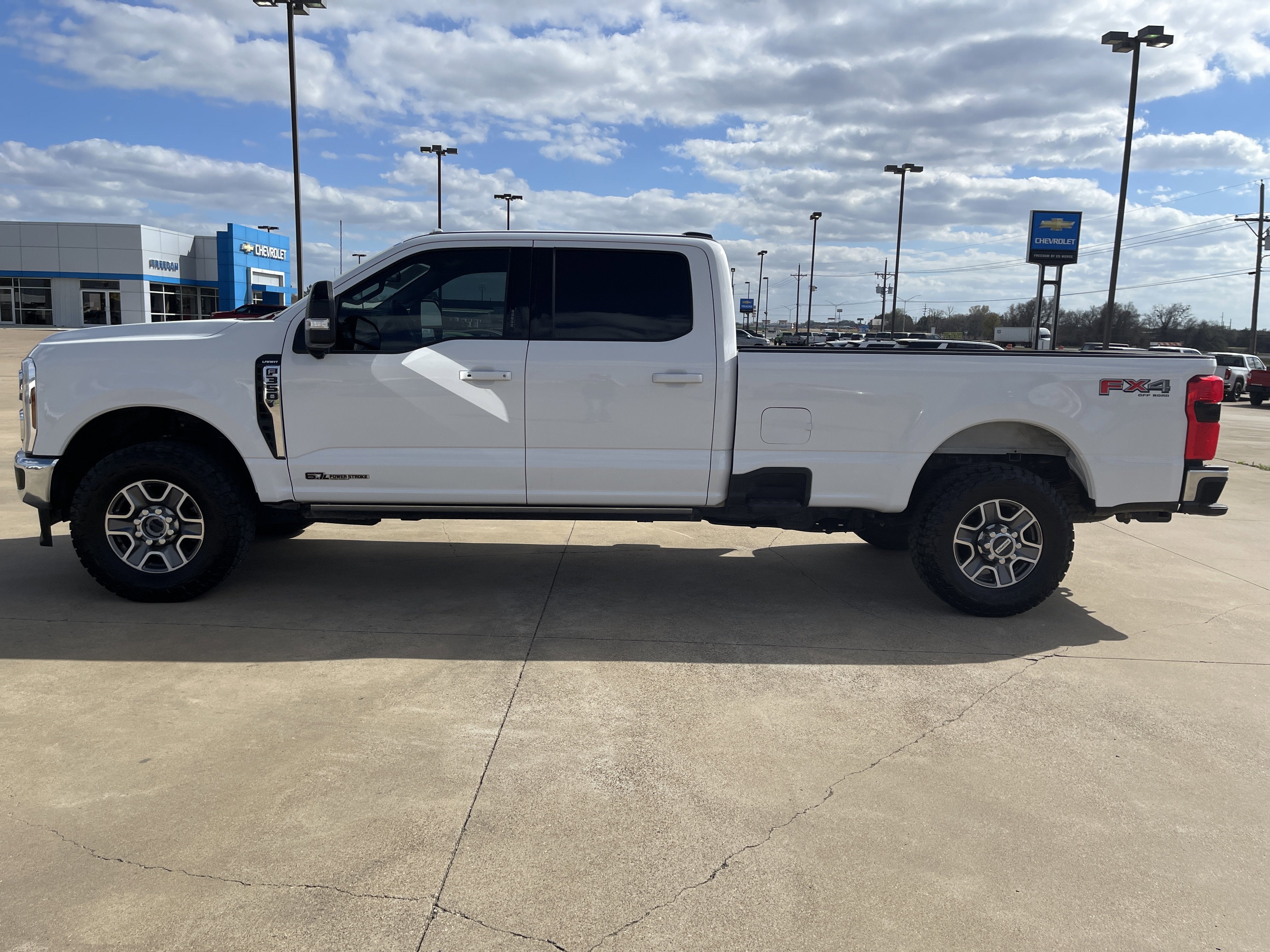 2024 Ford Super Duty F-350 SRW LARIAT